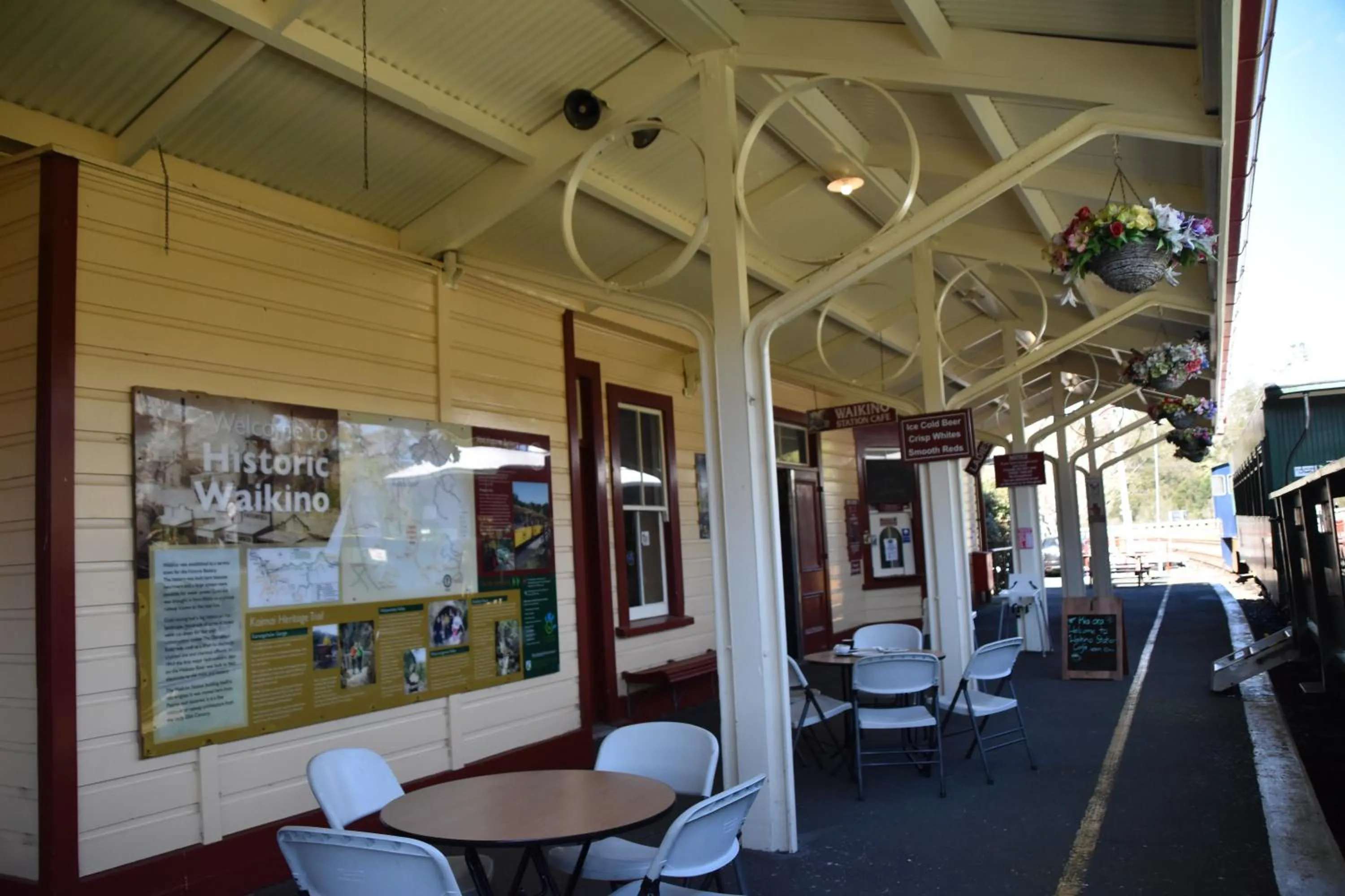 Restaurant/places to eat in Trailblazer Studios