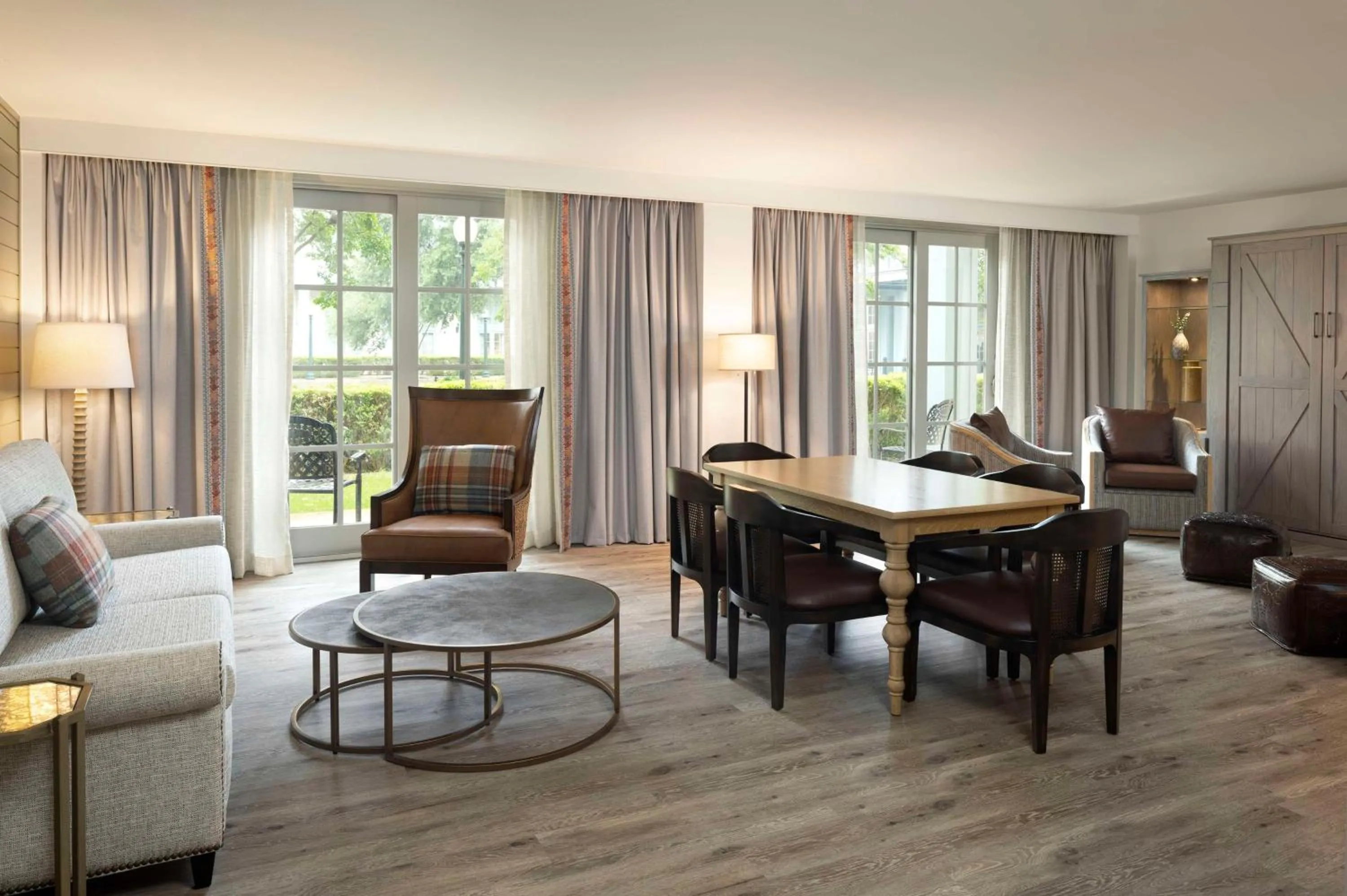 Photo of the whole room in Hyatt Regency Hill Country Resort and Villas