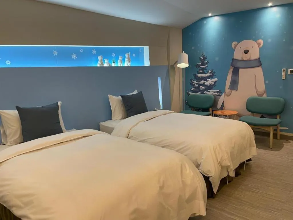 Bed in Ya Nold Hot Spring Hotel