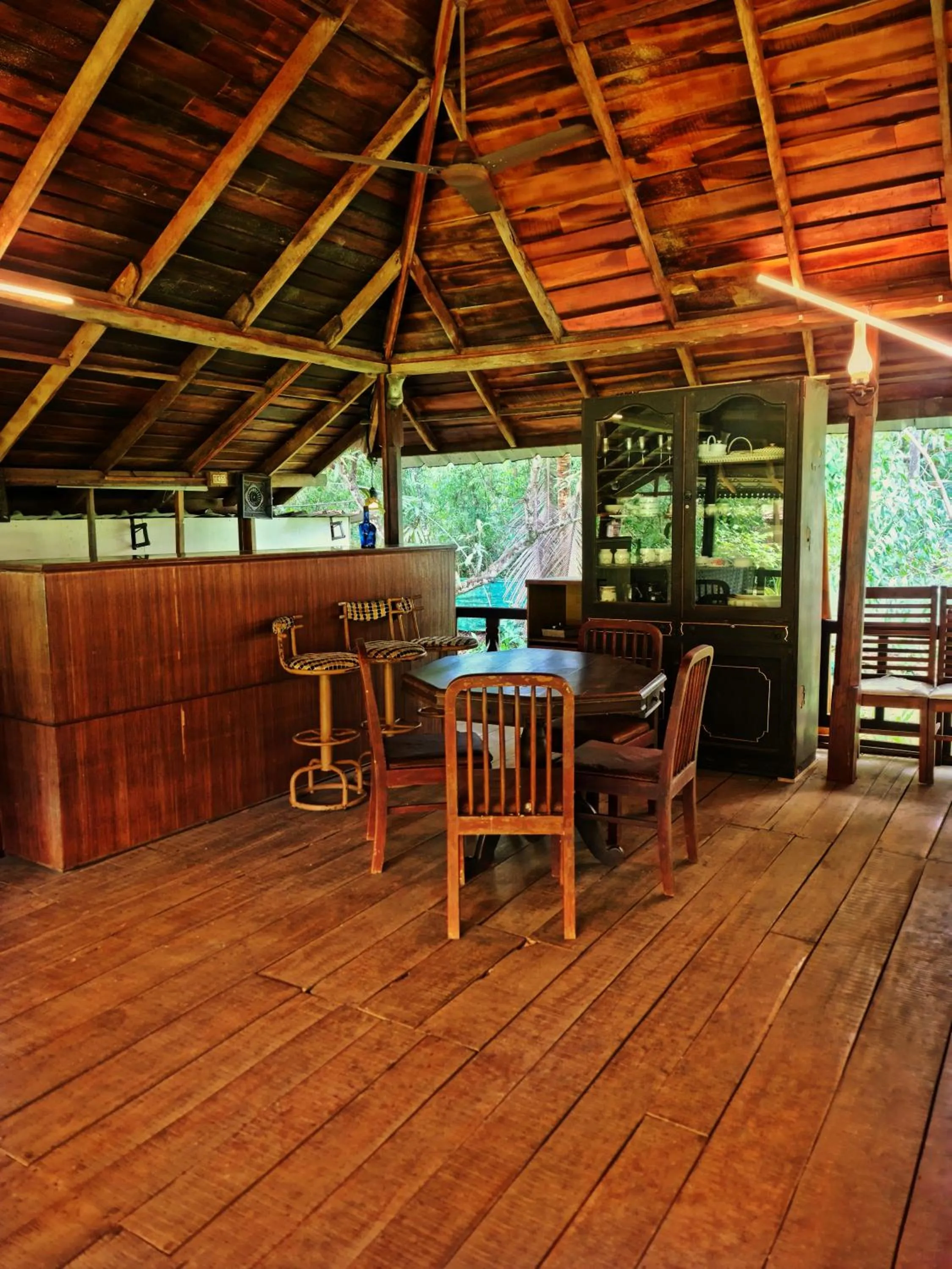 Restaurant/places to eat in Palathra Heritage