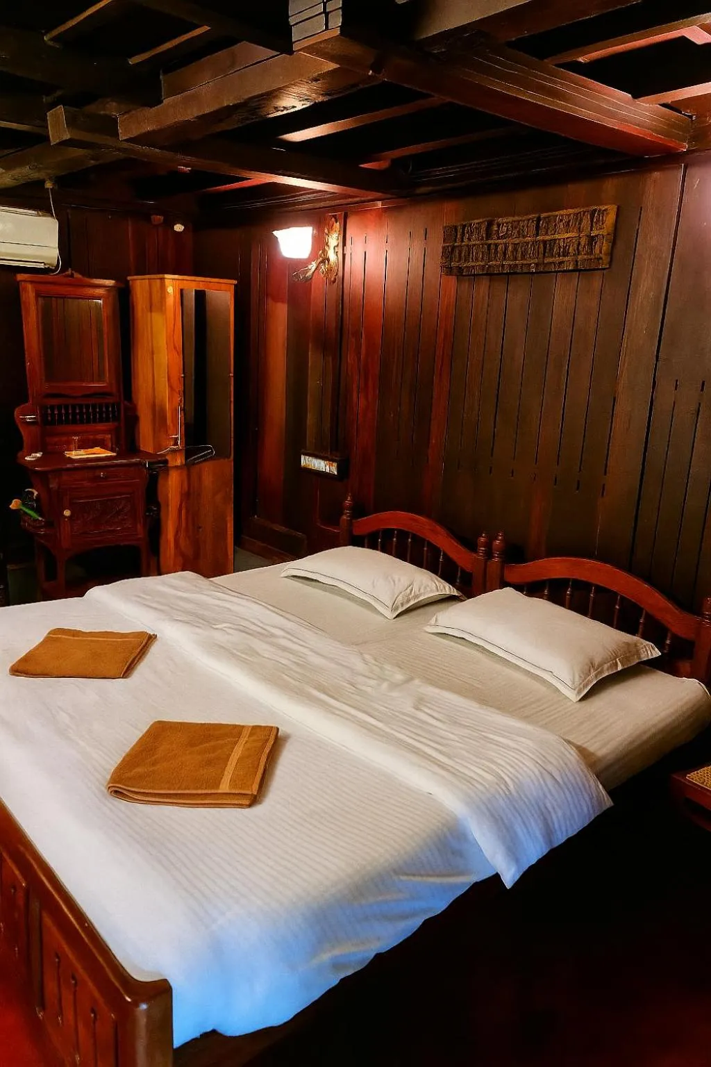 Bedroom, Bed in Palathra Heritage