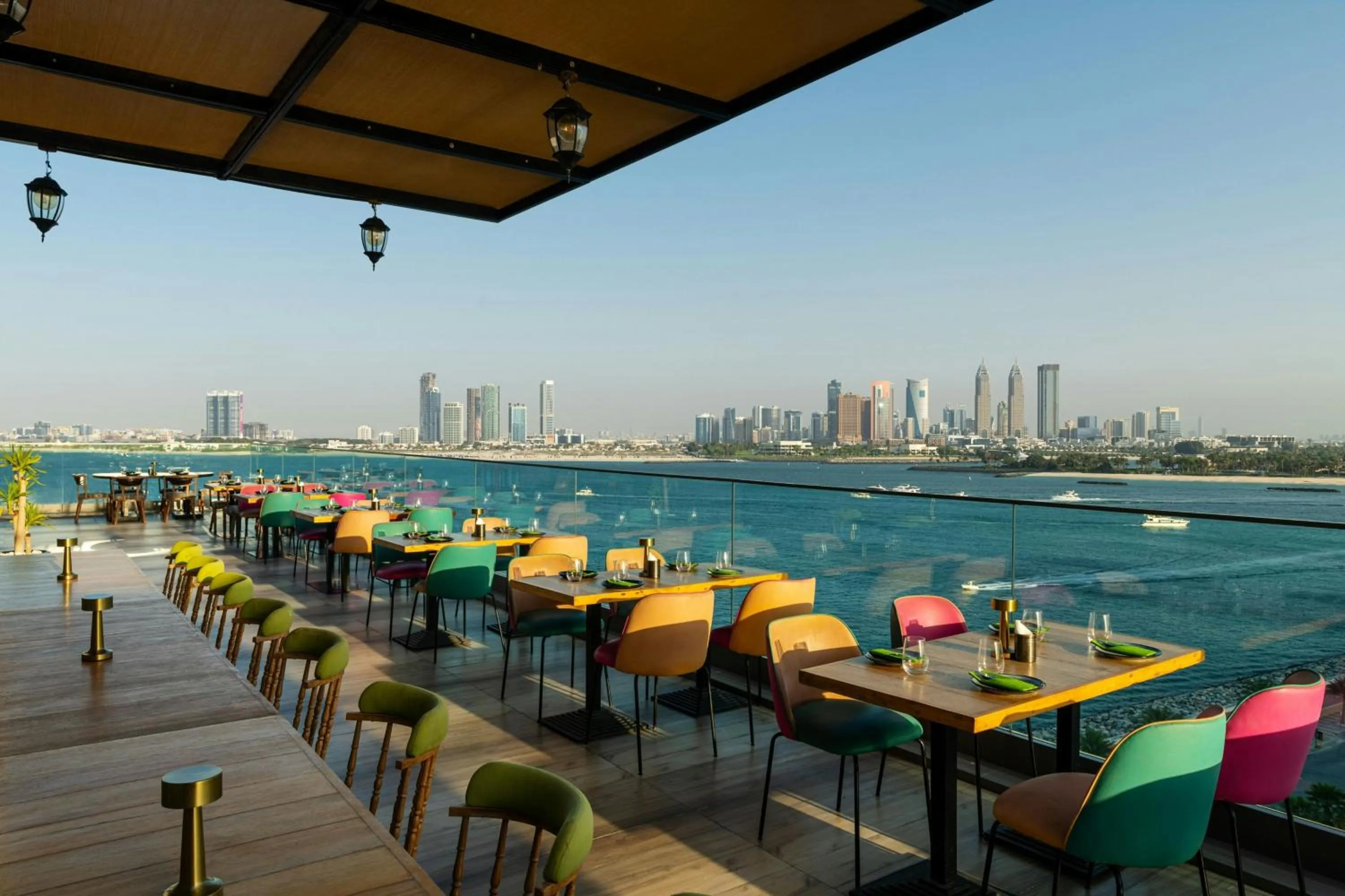 Restaurant/places to eat in Aloft Palm Jumeirah