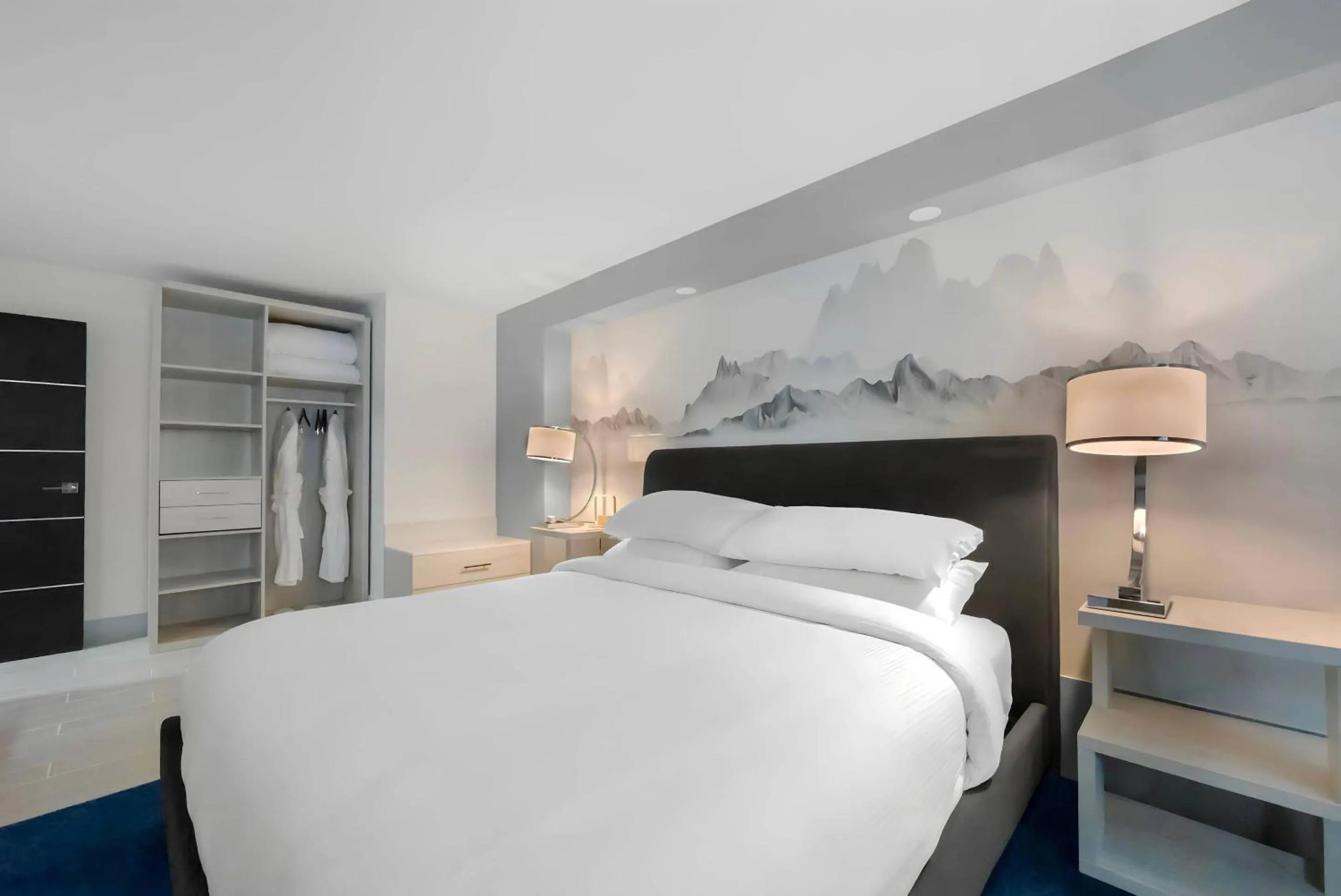 Bedroom, Bed in Blue - A Modern Hotel, an Ascend Collection Hotel