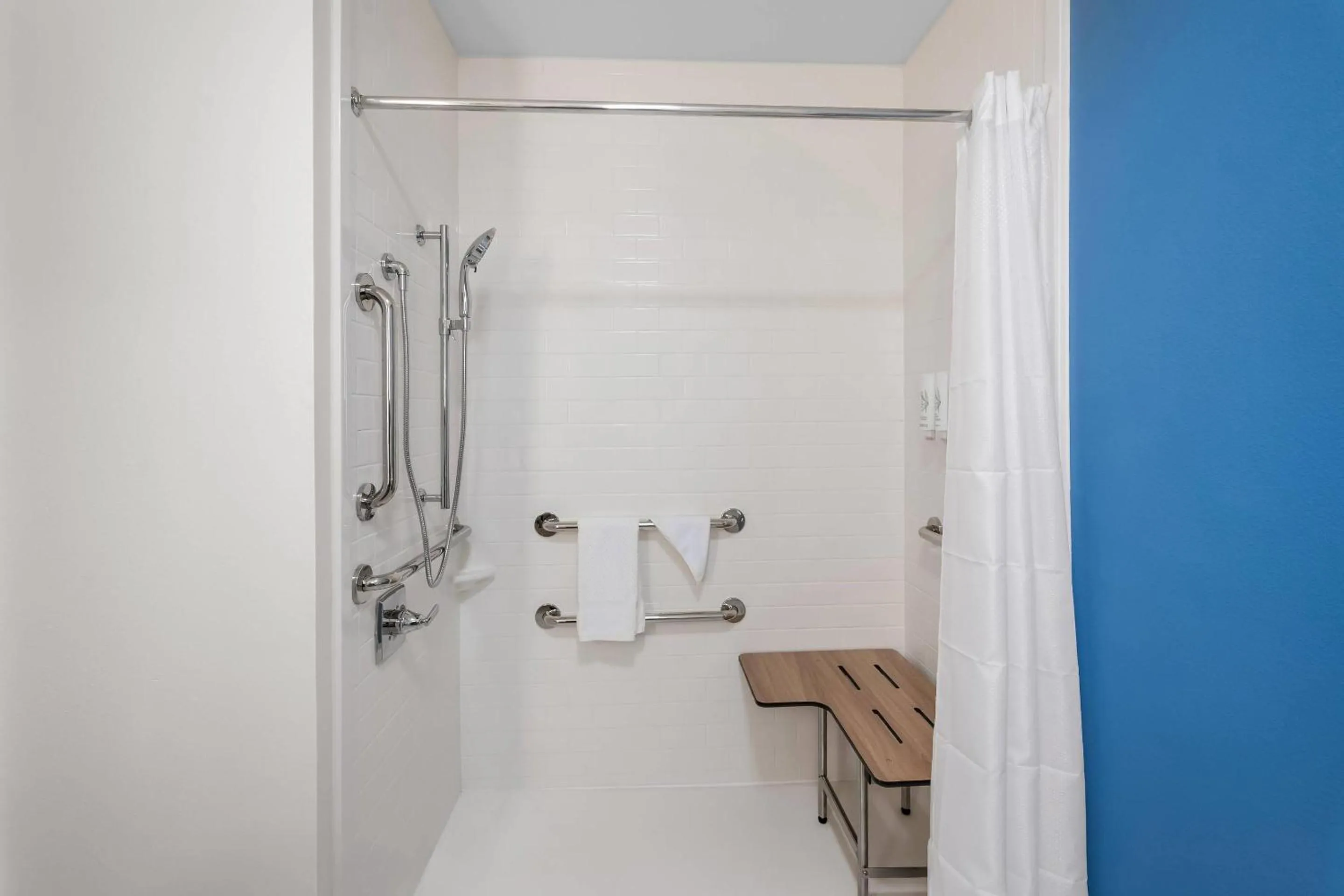 Bedroom in Sleep Inn & Suites Searcy near University