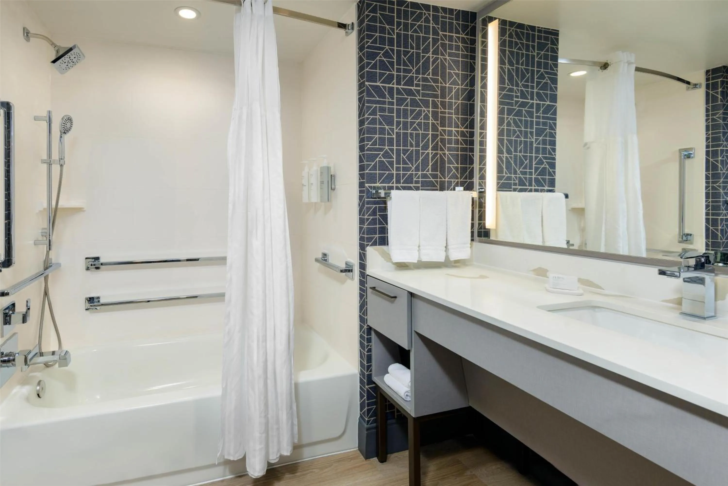 Bathroom in Homewood Suites by Hilton Orlando-UCF Area