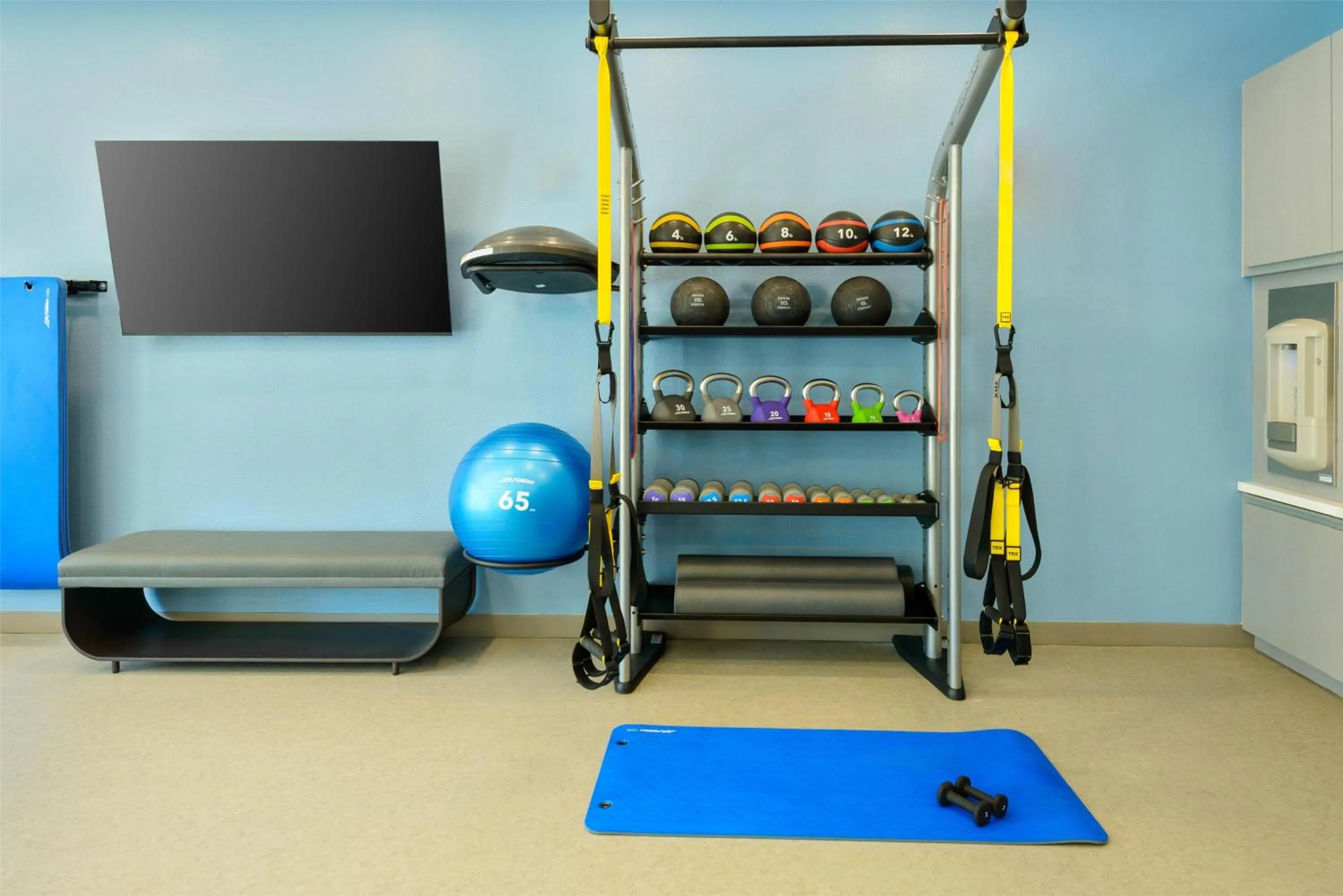 Fitness centre/facilities in Homewood Suites by Hilton Orlando-UCF Area