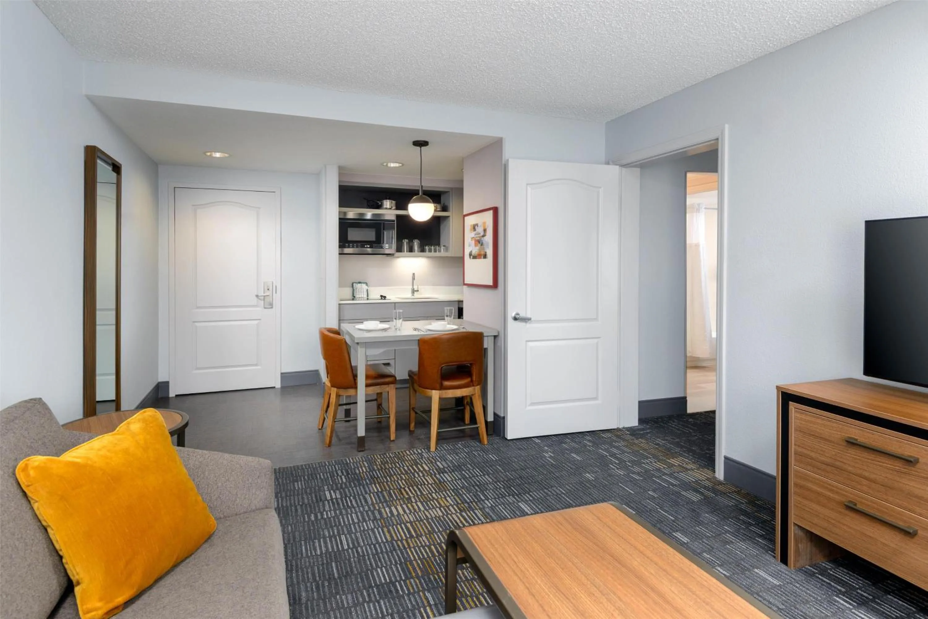 Kitchen or kitchenette in Homewood Suites by Hilton Orlando-UCF Area