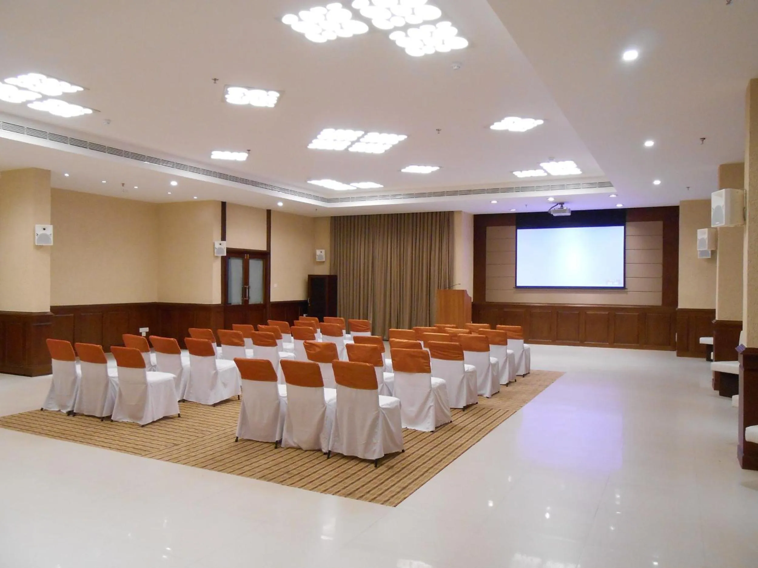 Business facilities in The South Park Hotel