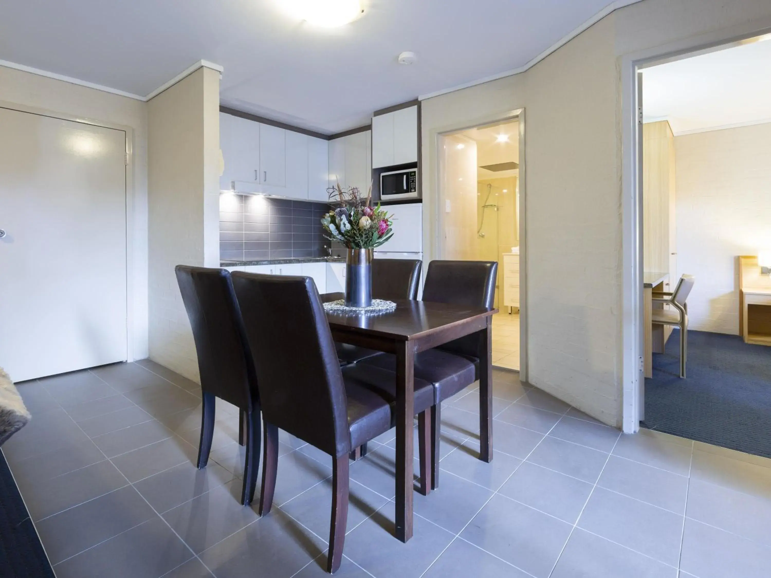 Two-Bedroom Apartment in ibis Styles Canberra Two-Bedroom Apartment in ibis Styles Canberra