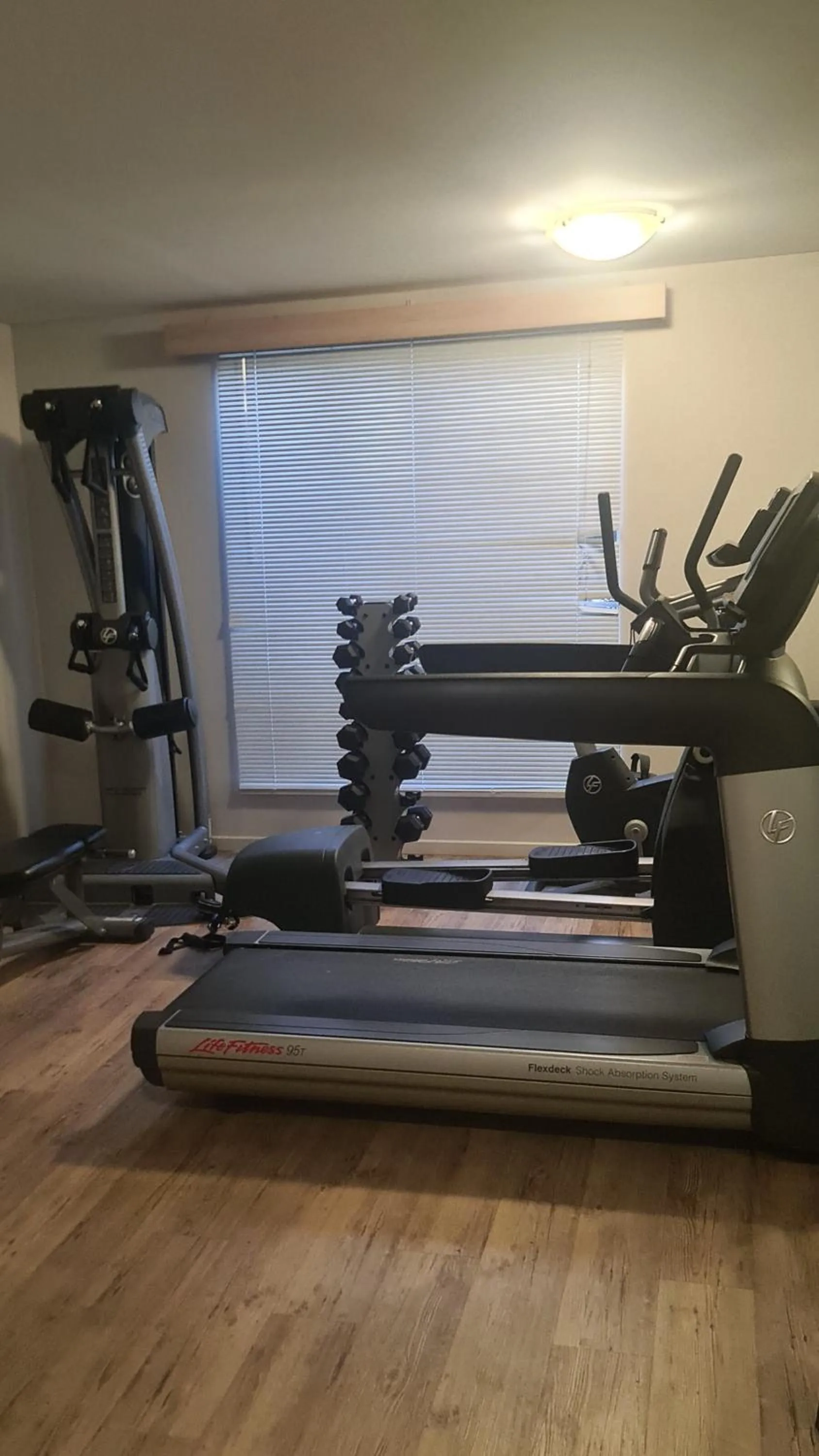 Fitness centre/facilities in ibis Styles Canberra