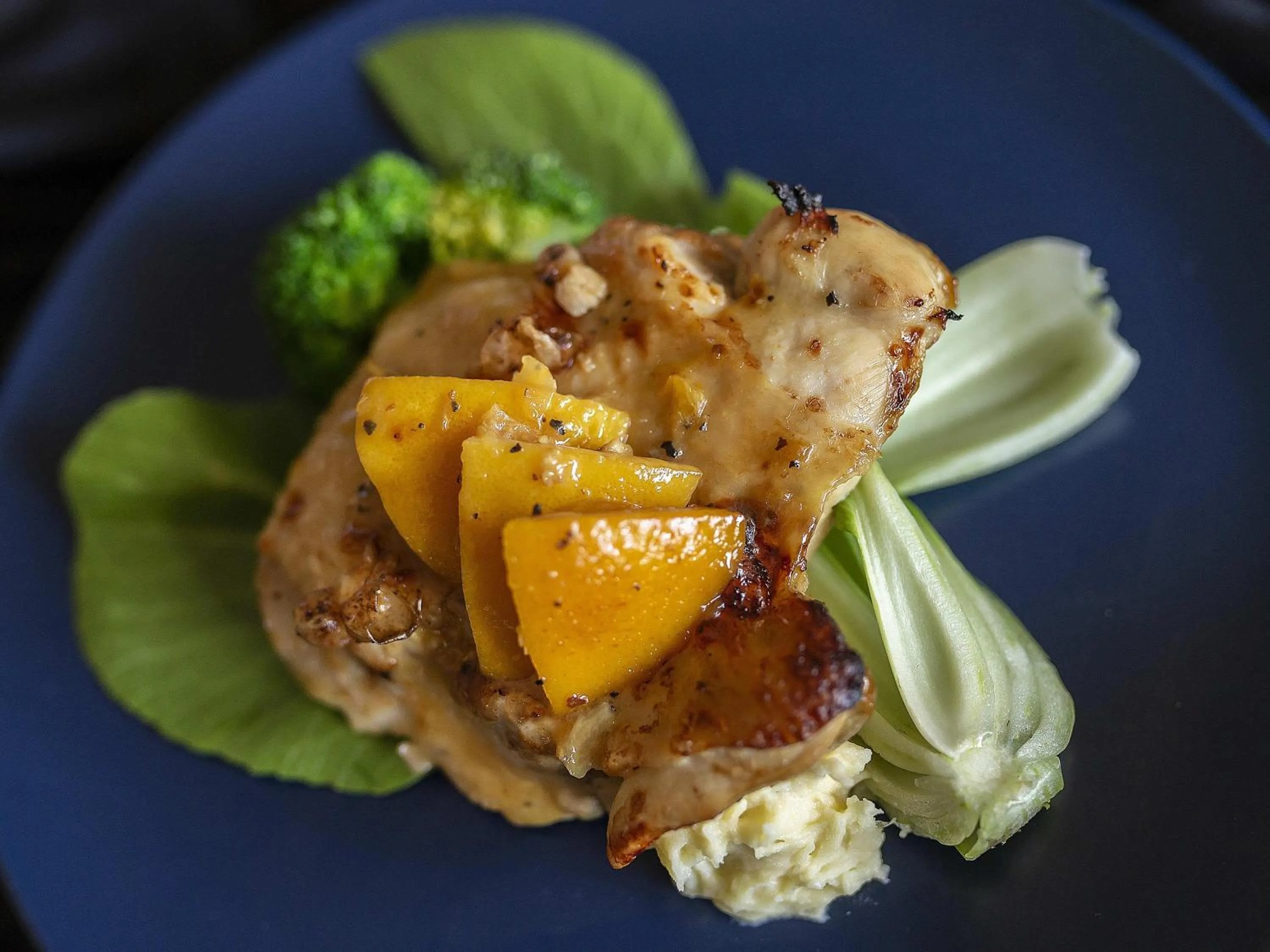 Restaurant/places to eat in ibis Styles Canberra