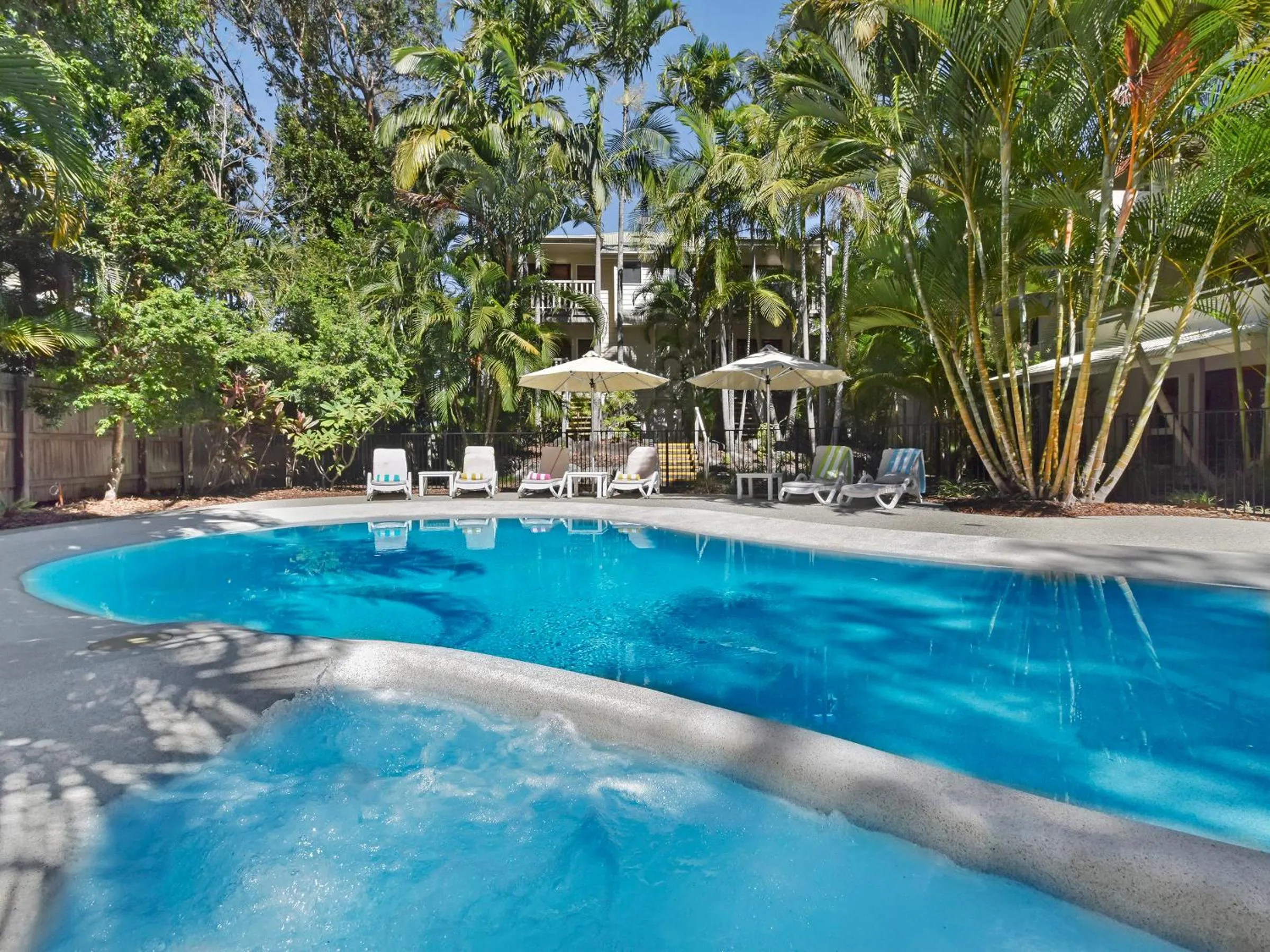 BBQ facilities in Sunset Cove Noosa