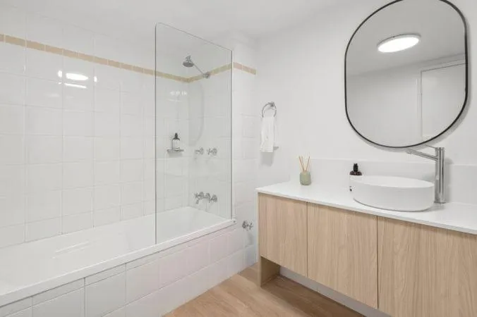 Bathroom in Sunset Cove Noosa