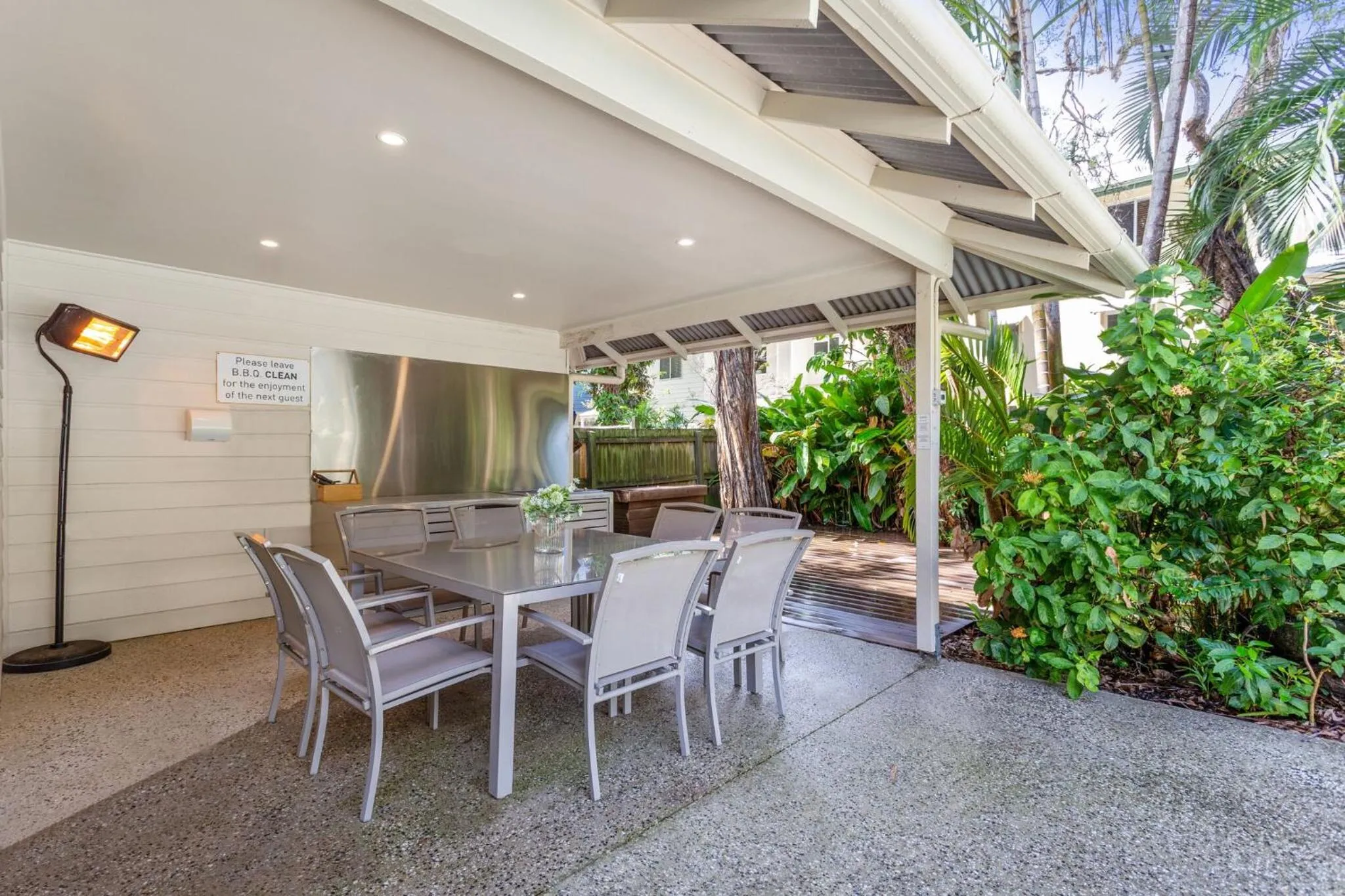 BBQ facilities in Sunset Cove Noosa