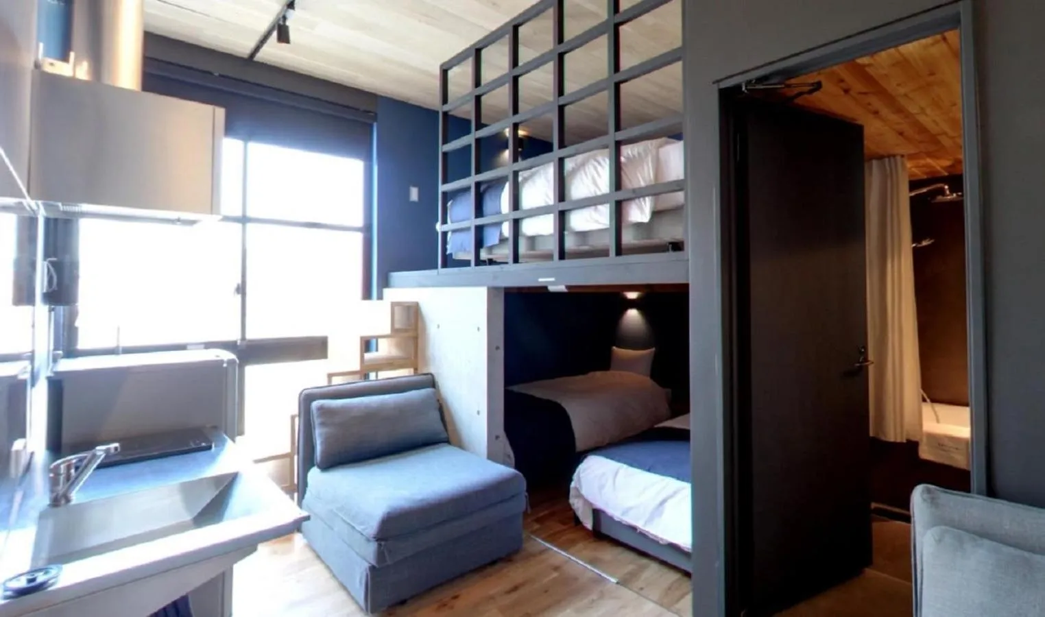 Photo of the whole room, Bed in Arcsens Tokyo