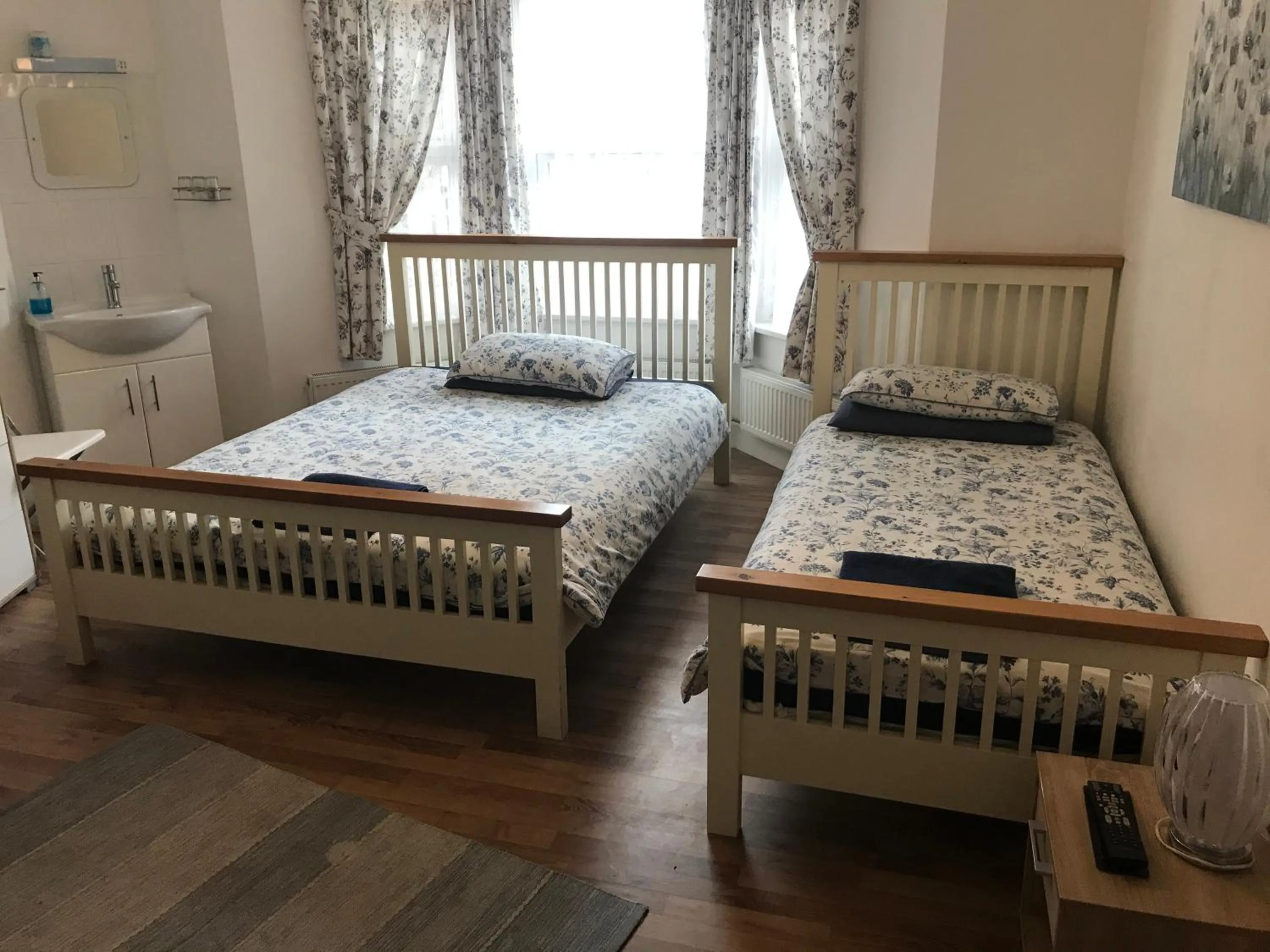 Abbey Lodge Guest House