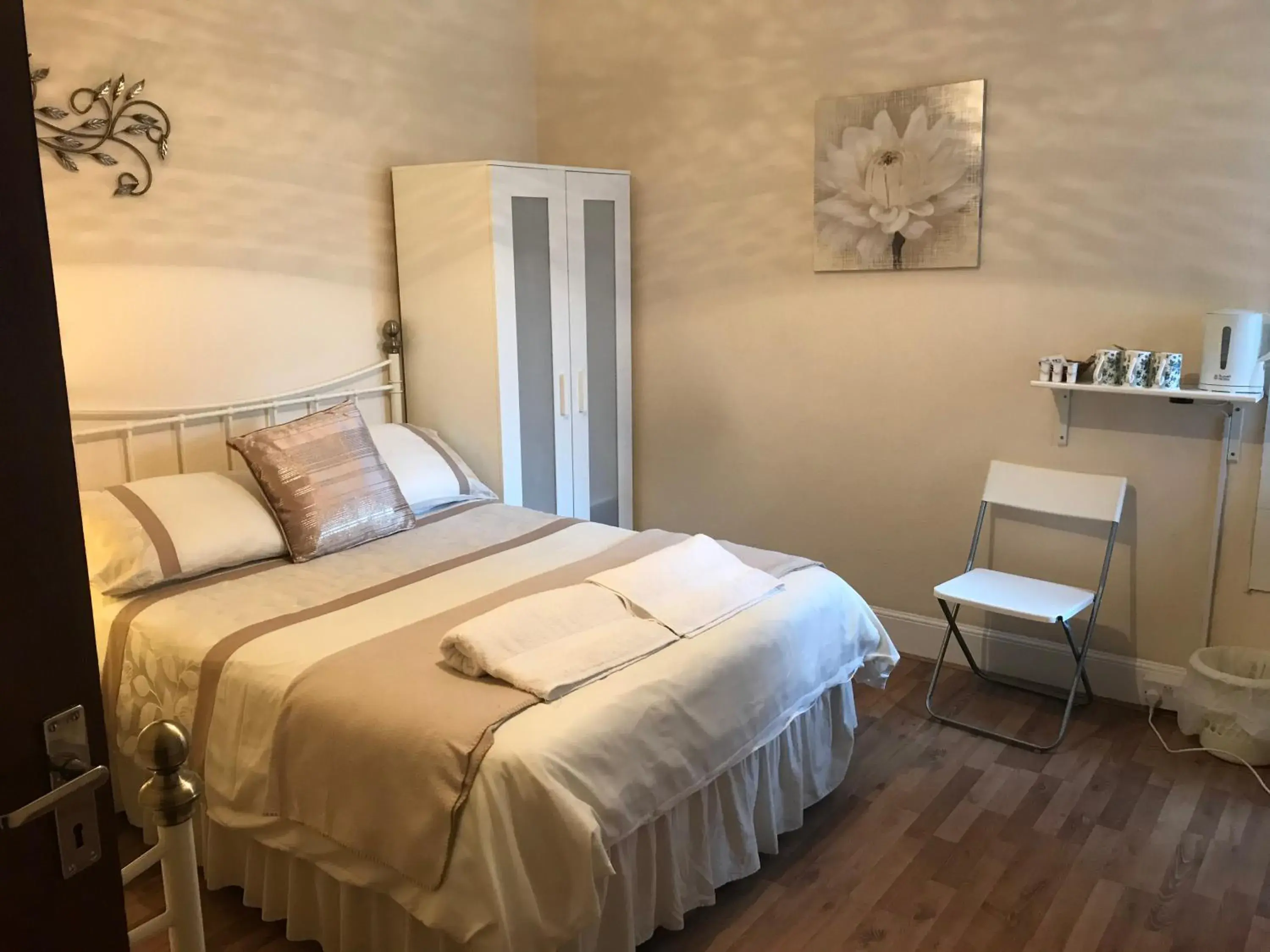 Family Room in Abbey Lodge Guest House Family Room in Abbey Lodge Guest House