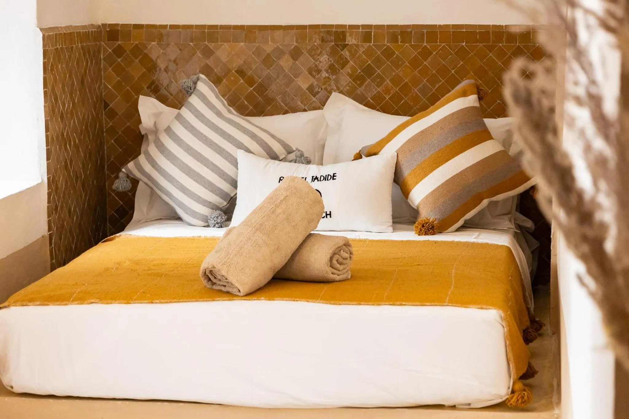 Bed in Riad El Jadide