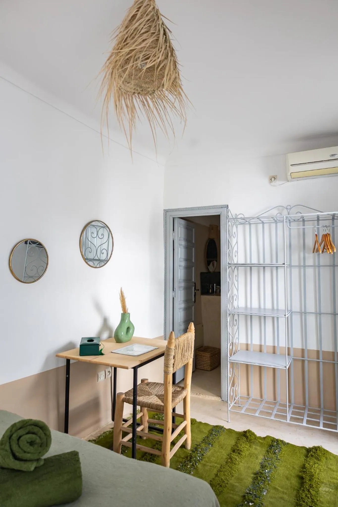 Photo of the whole room, Bed in Riad El Jadide