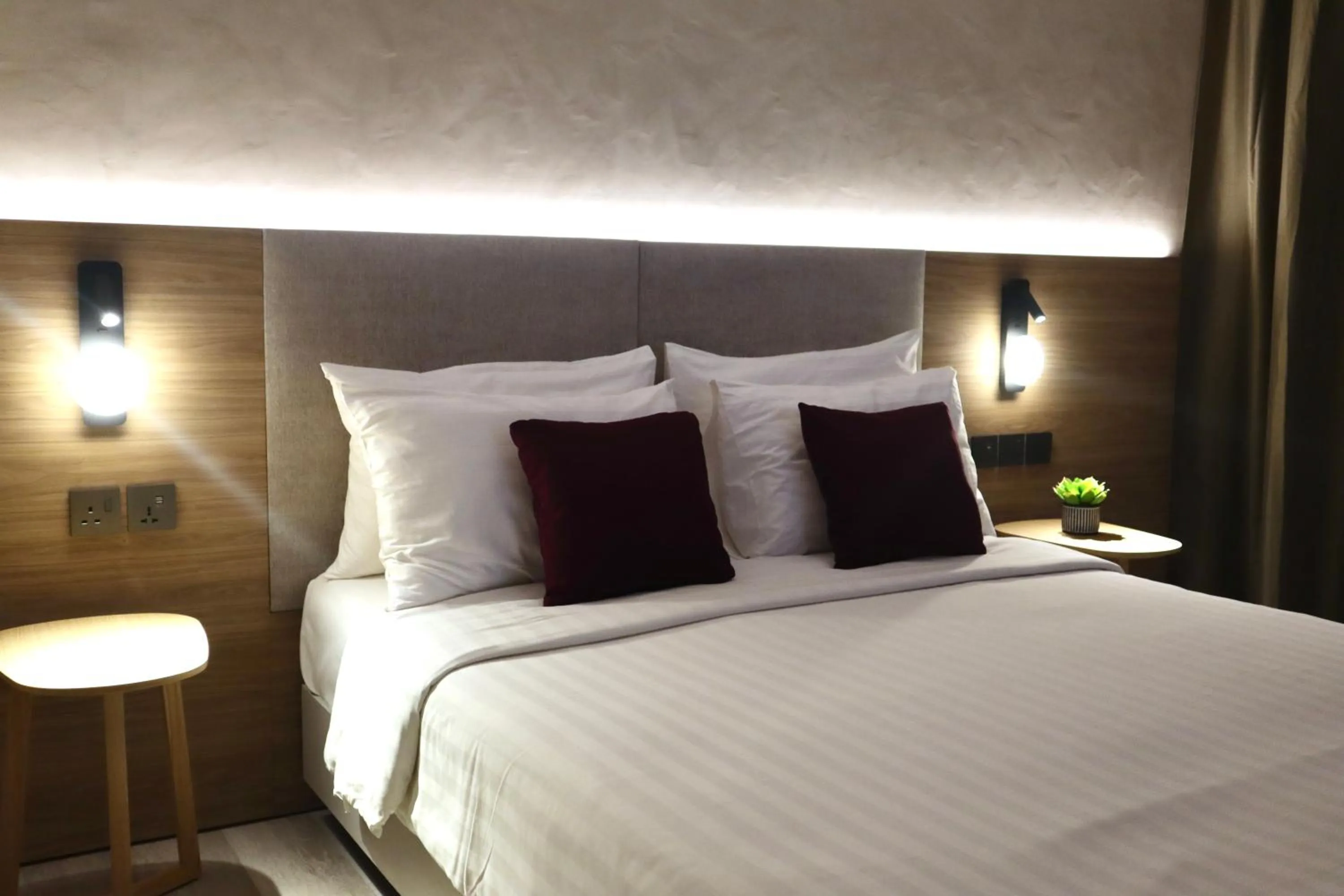 Bedroom, Bed in The Brunei Hotel