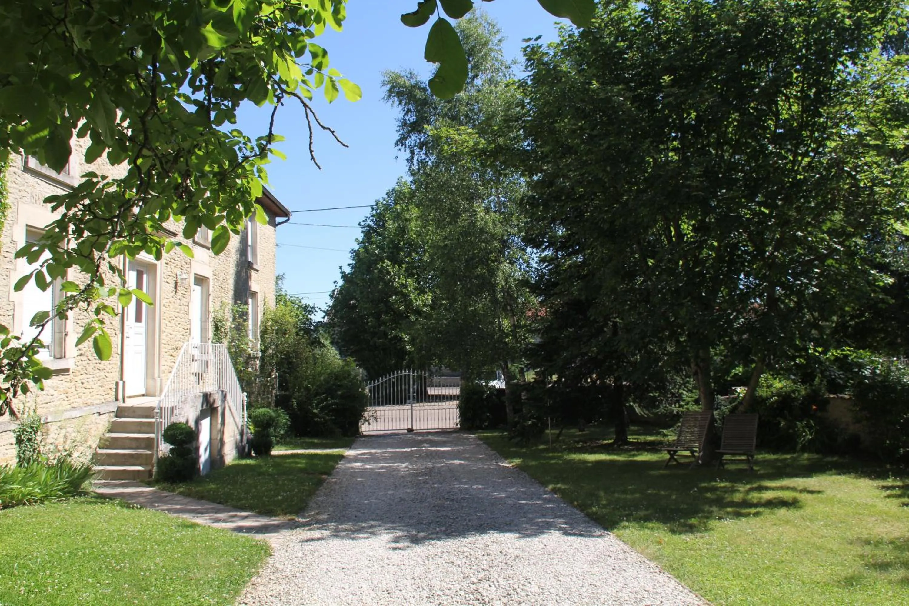 Property building in Blumereve