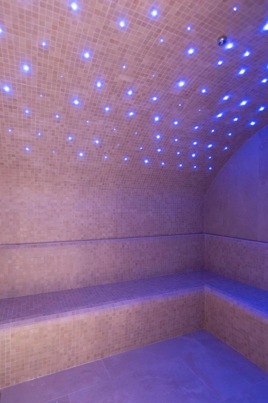 Hot Spring Bath in Hotel La Fonda