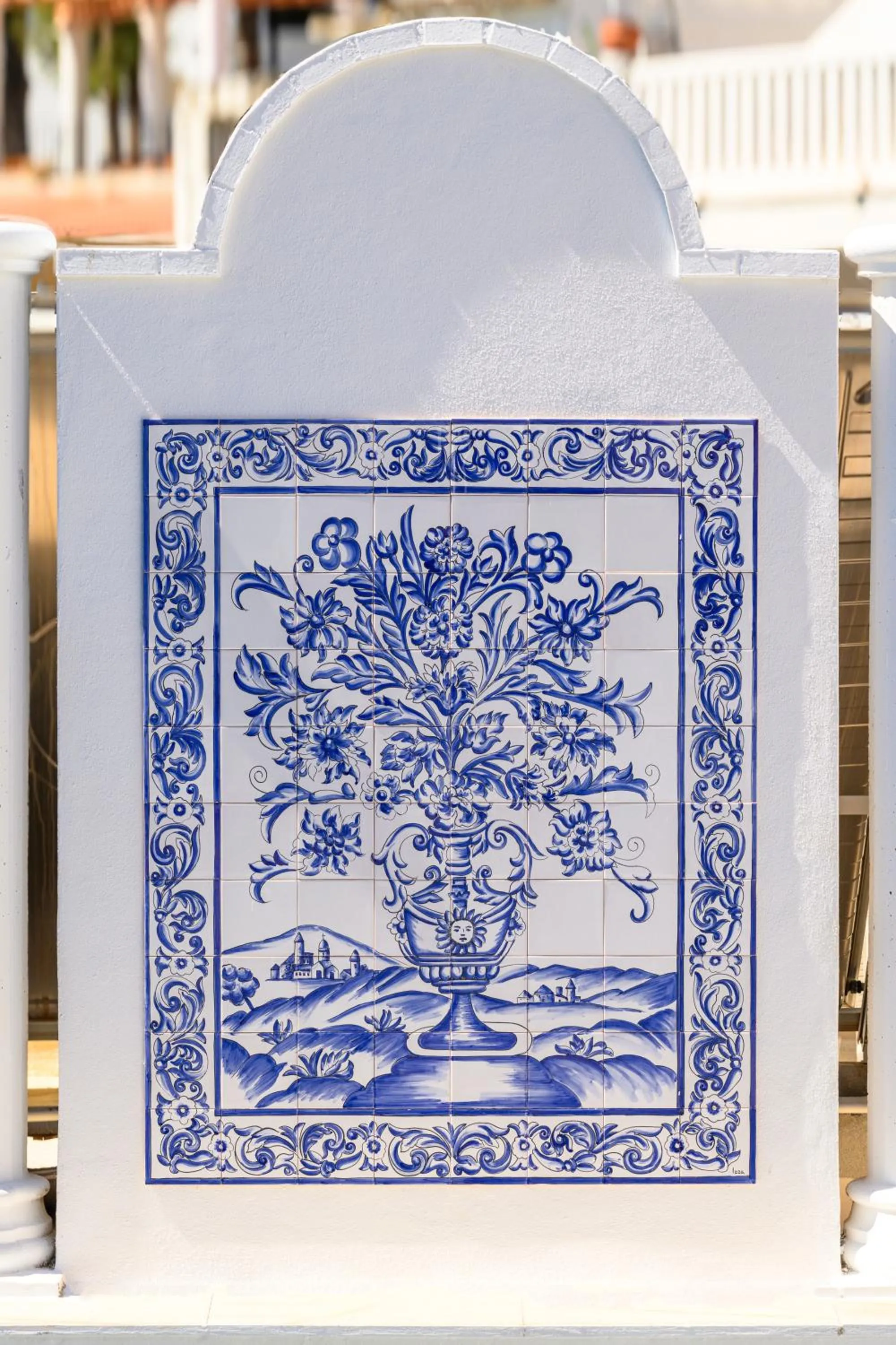 Property building in Hotel La Fonda