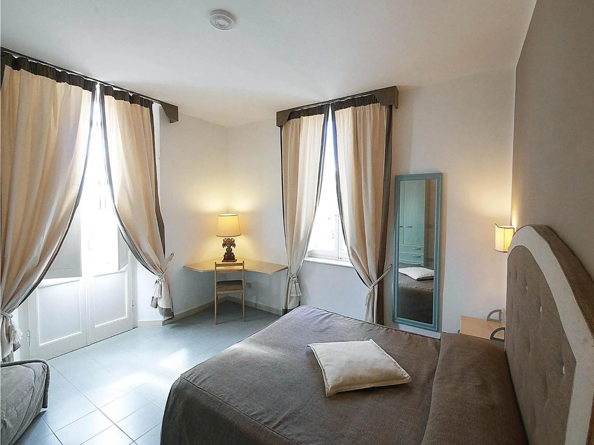Photo of the whole room, Bed in Residence Villa Piani