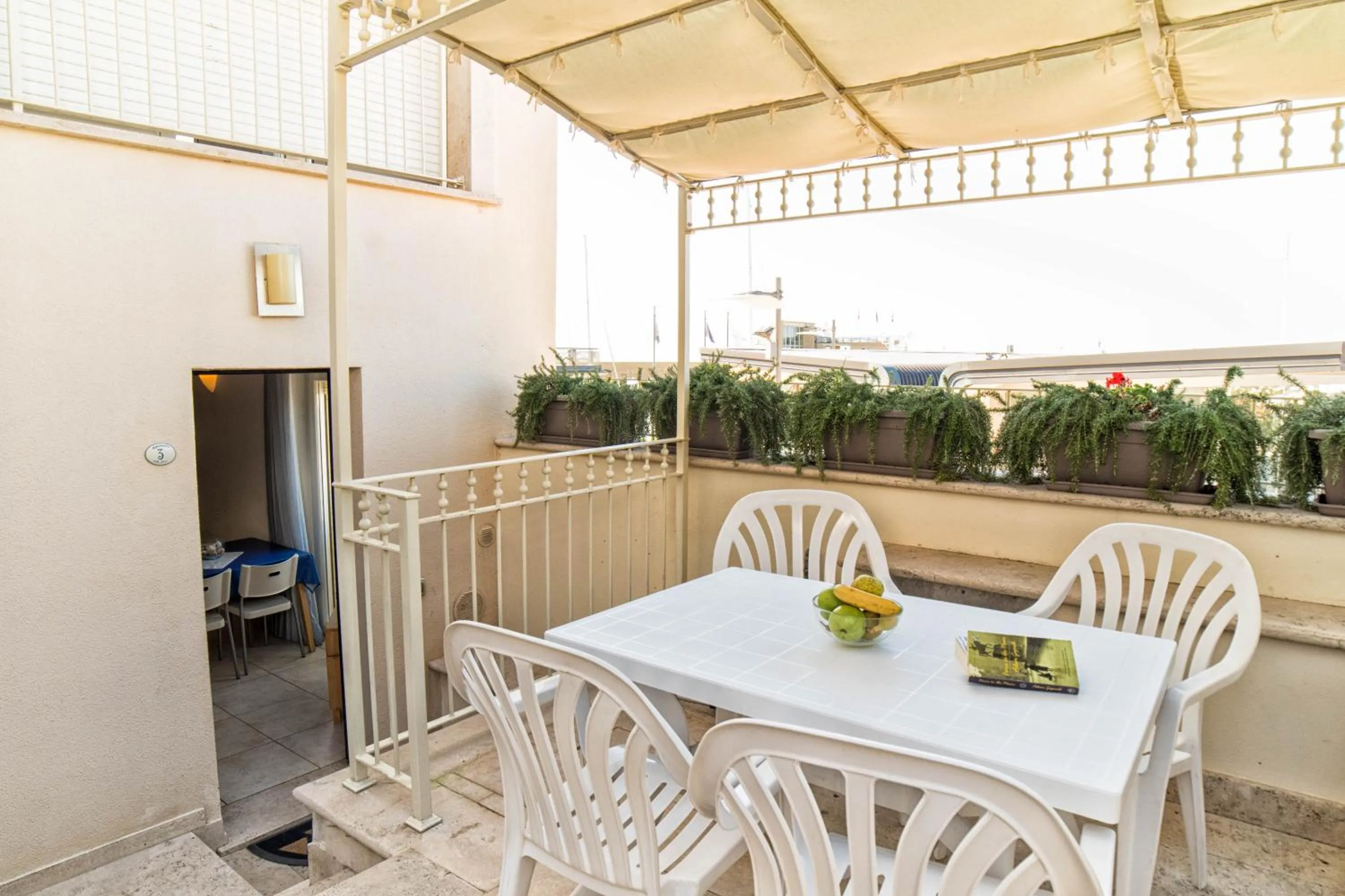 Patio in Residence Villa Livia