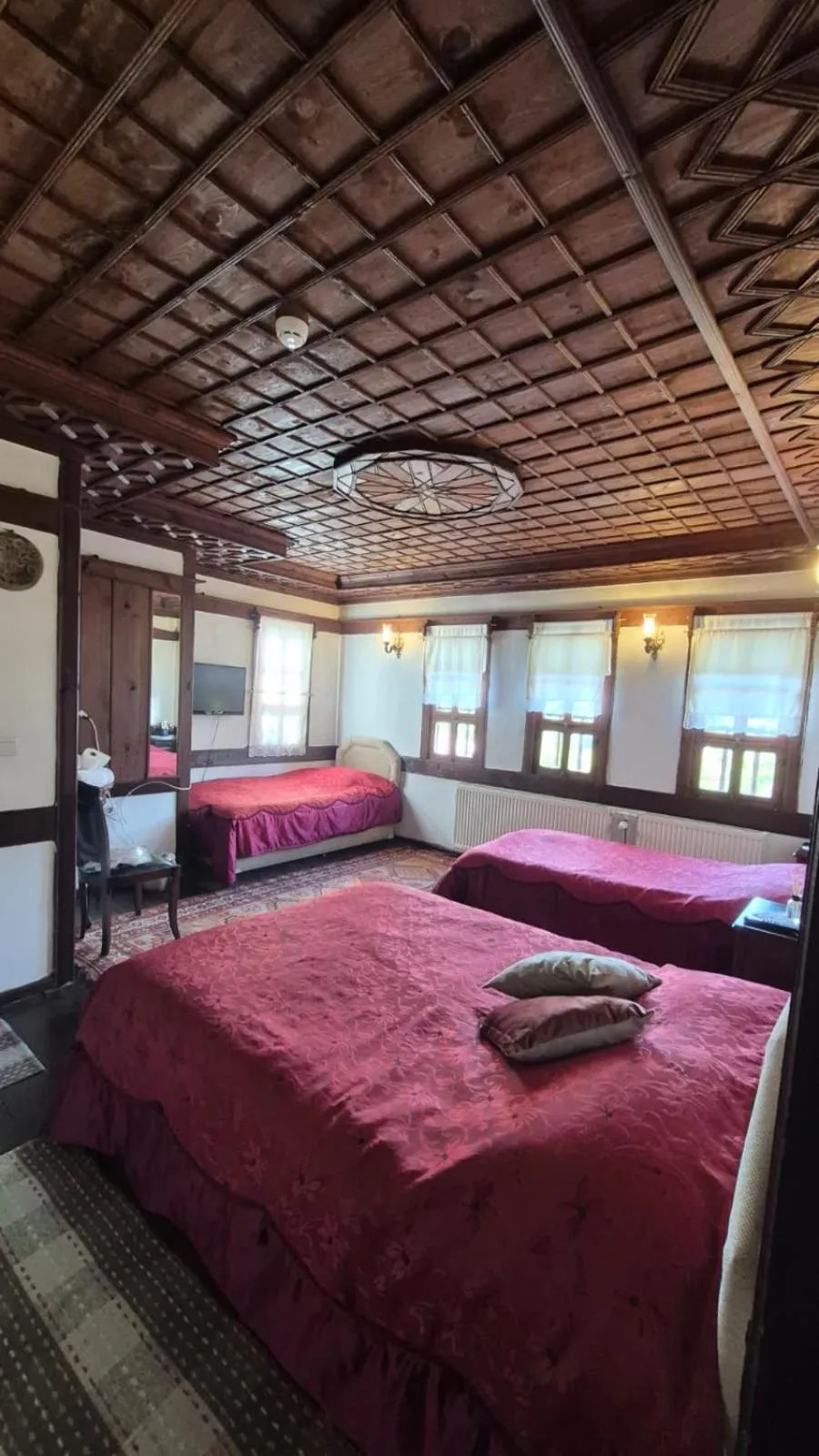 Bed in Turgut Reis Konak