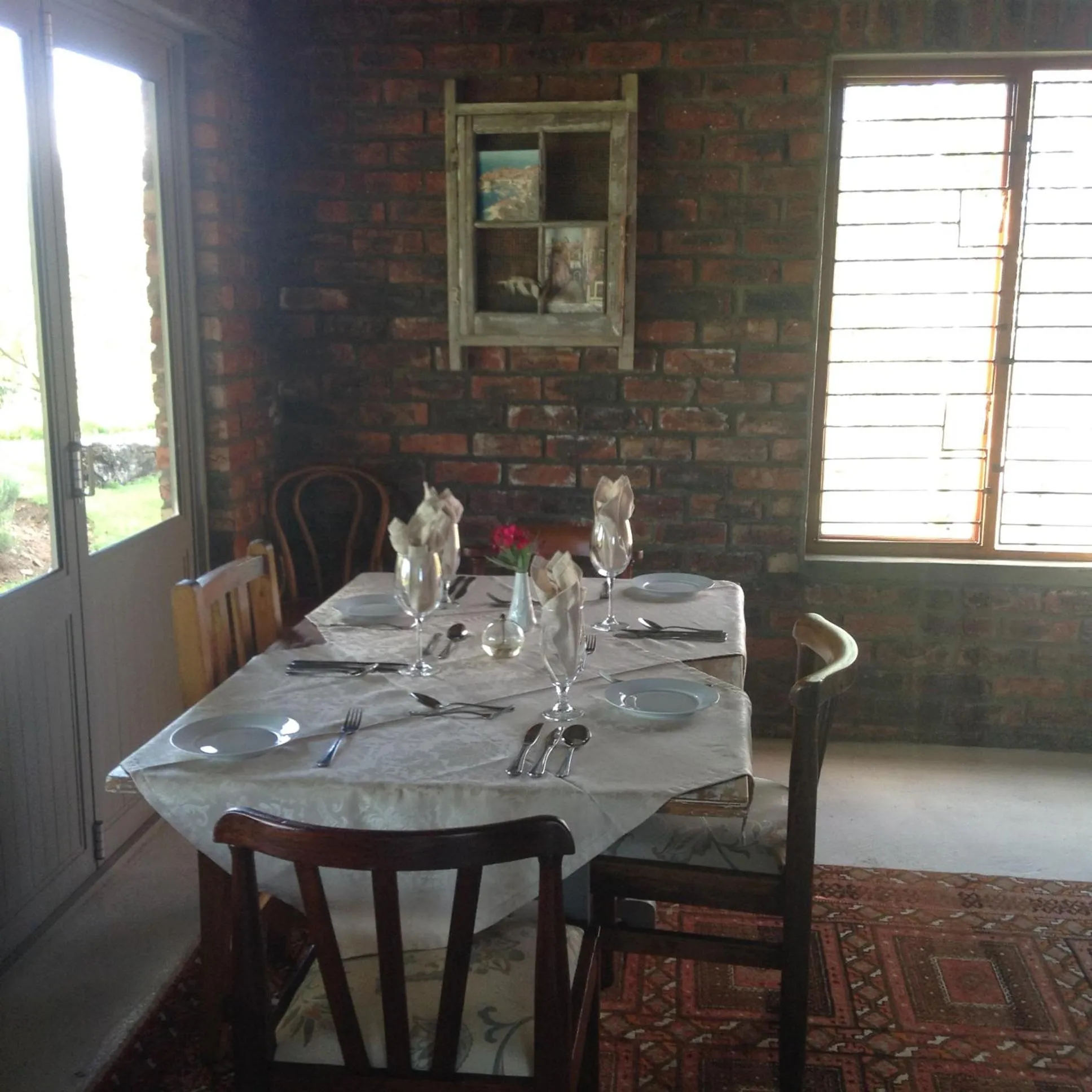 Restaurant/places to eat in Gerald's Gift Guest House