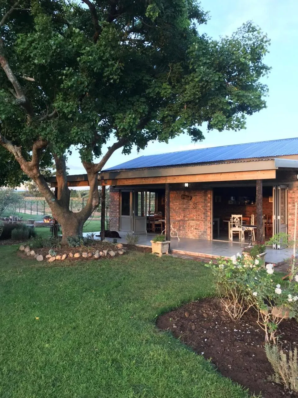 Restaurant/places to eat in Gerald's Gift Guest House