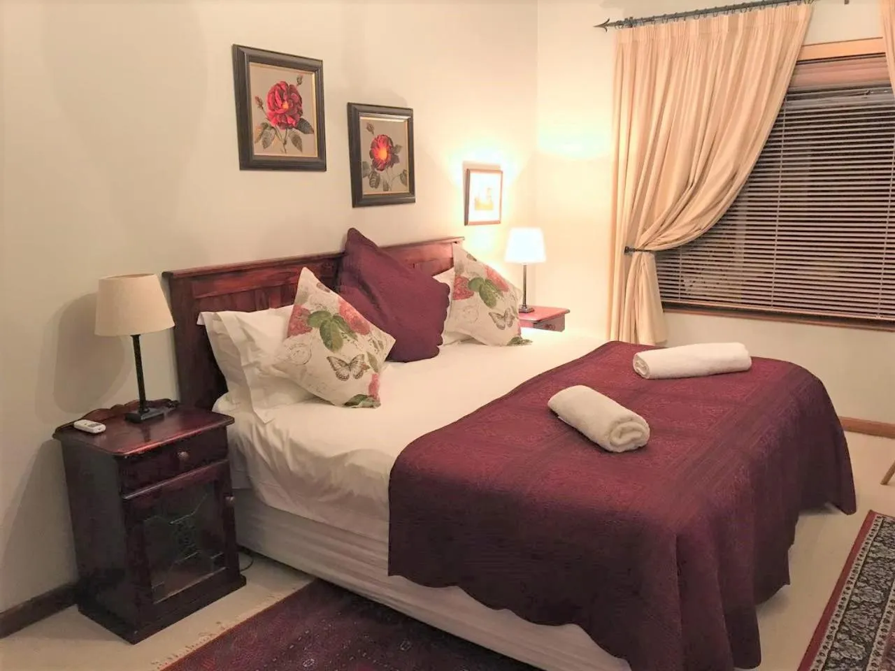 Bedroom, Bed in Gerald's Gift Guest House