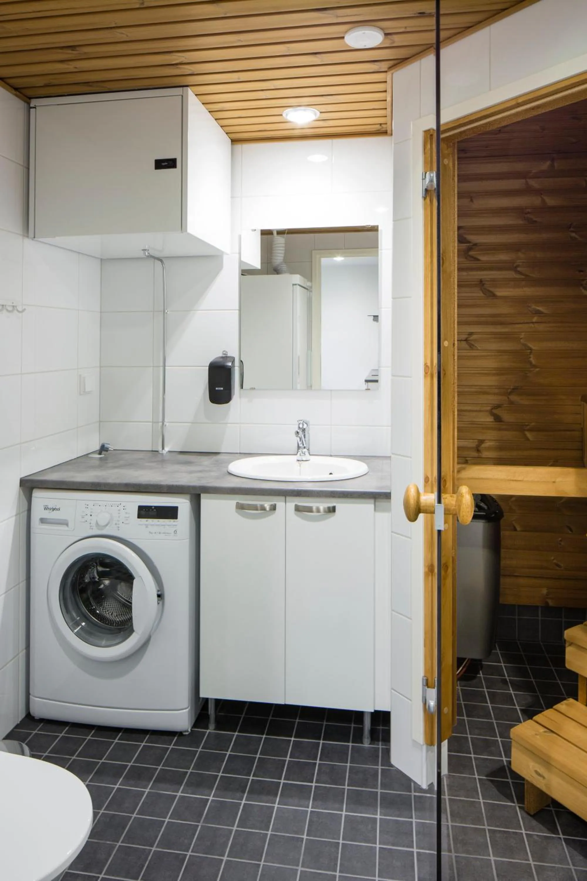 Bathroom in Holiday Club Kuusamon Tropiikki