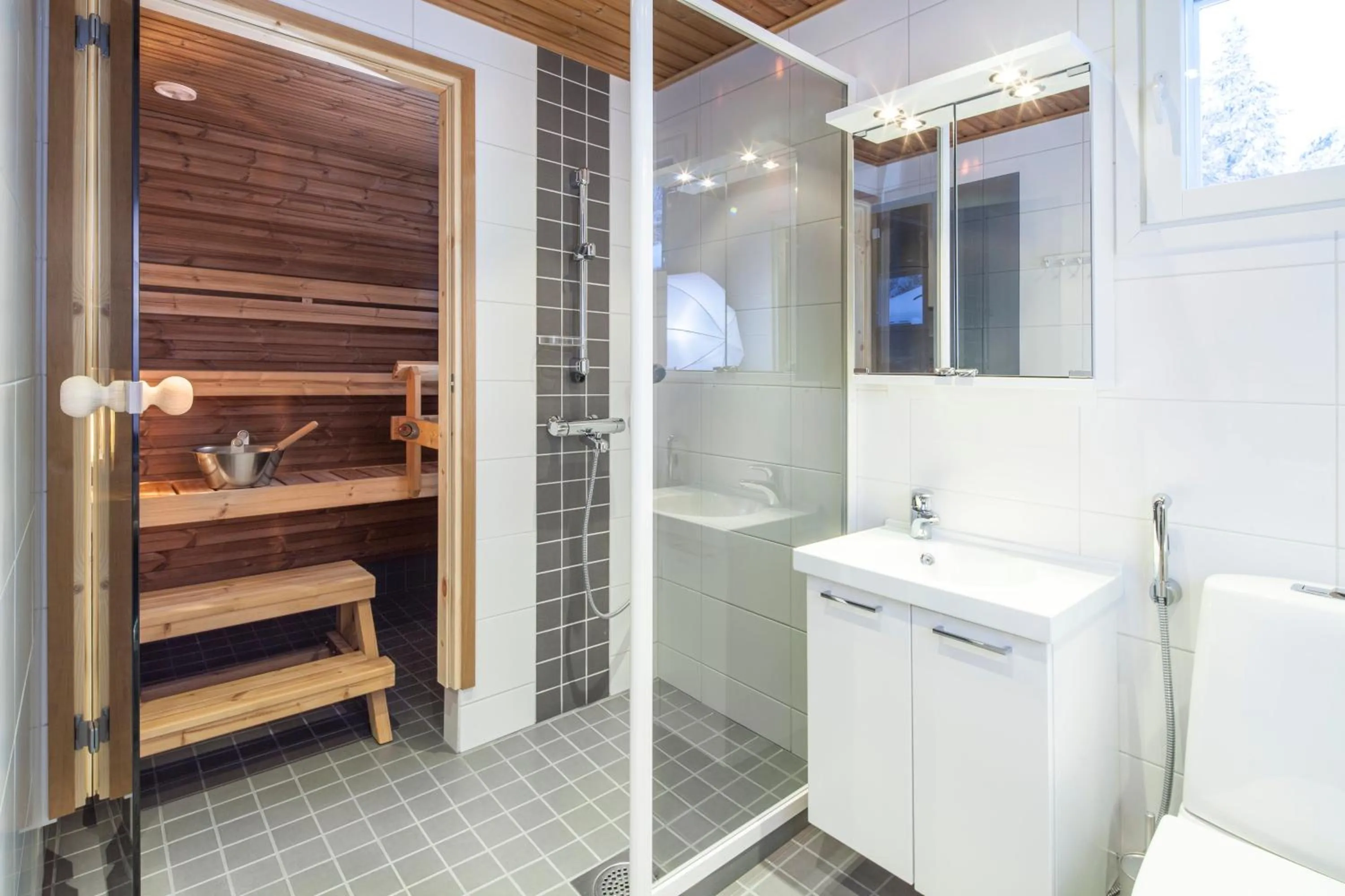 Toilet in Holiday Club Kuusamon Tropiikki