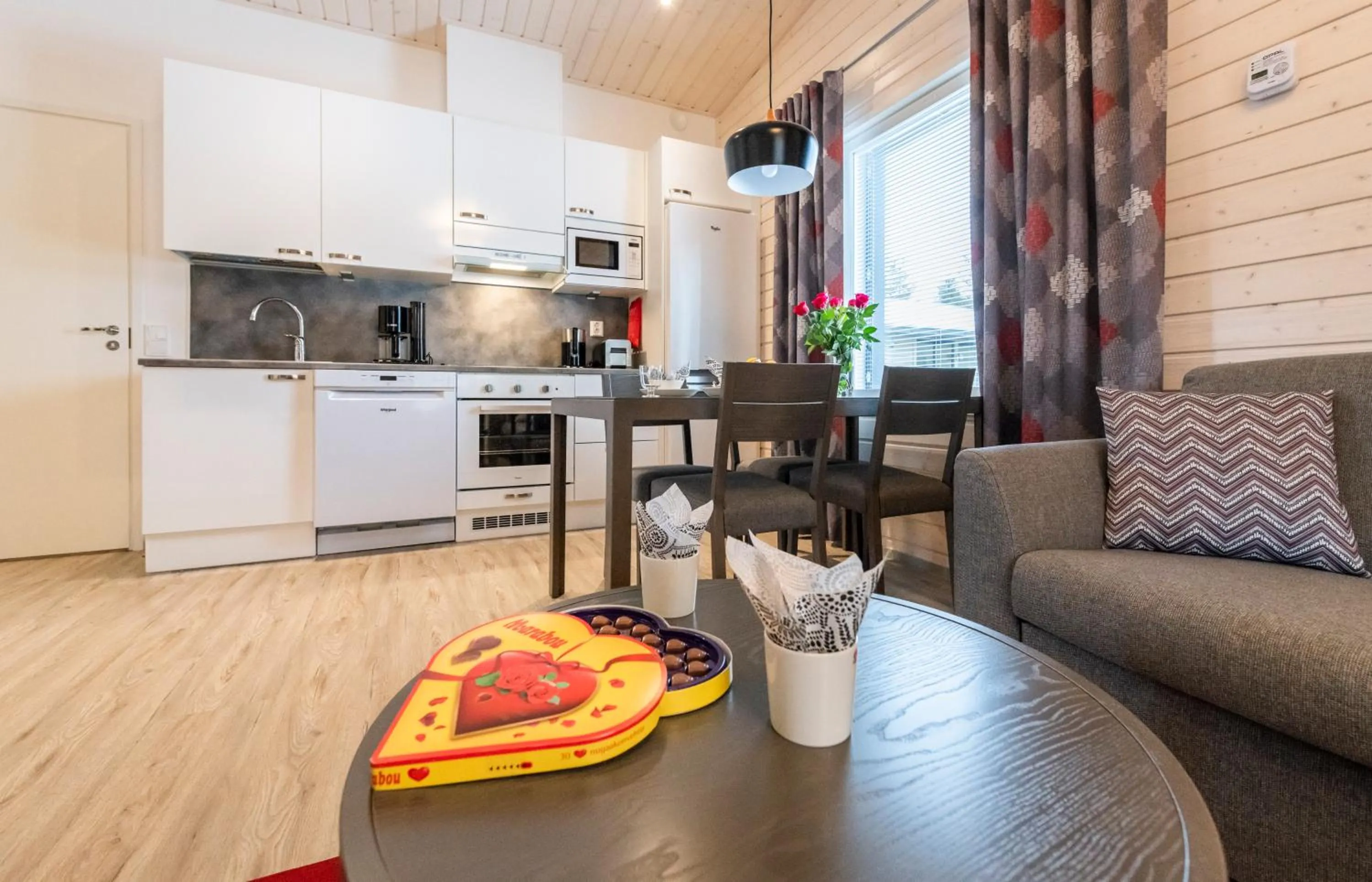 Kitchen or kitchenette in Holiday Club Kuusamon Tropiikki