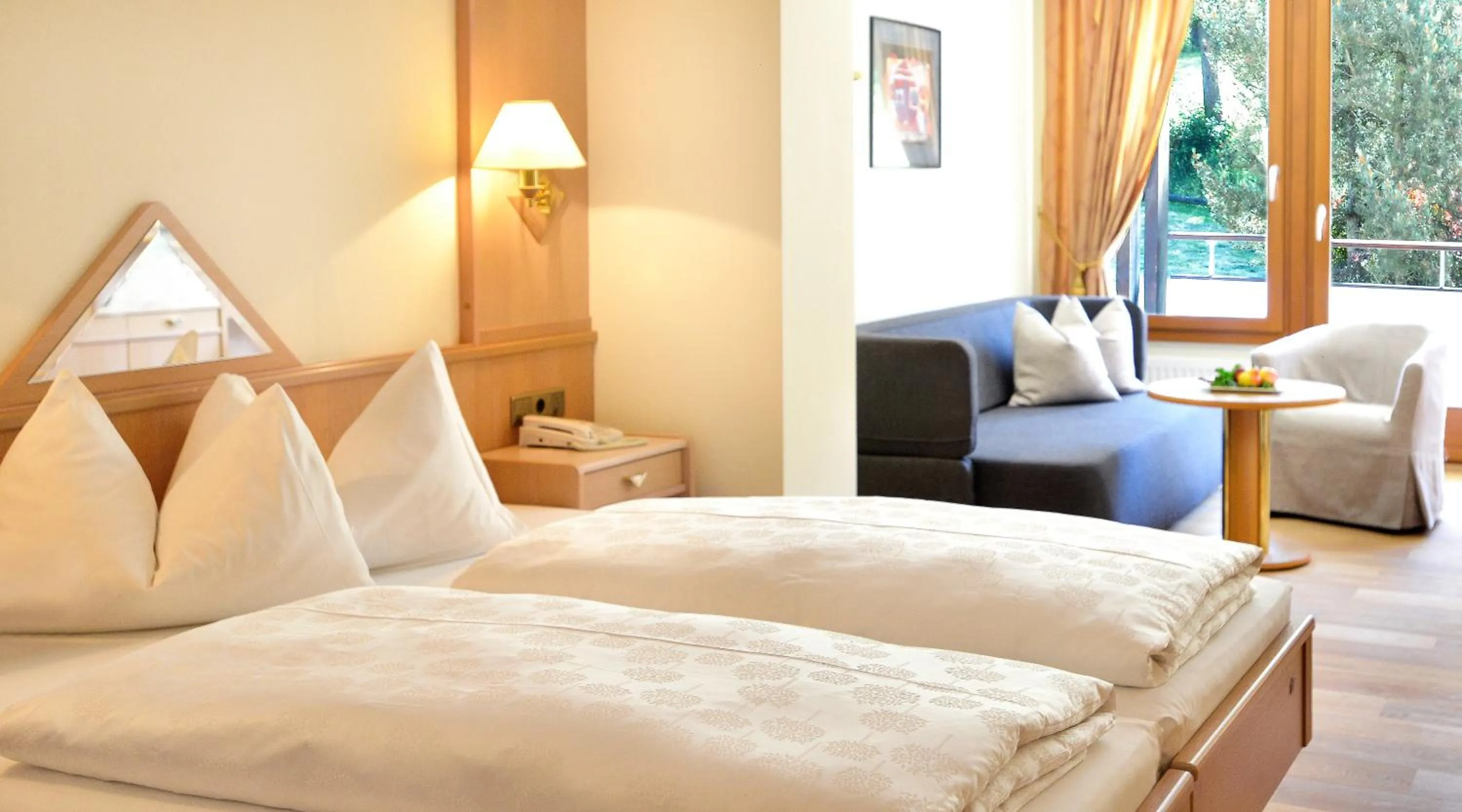 Photo of the whole room, Bed in Royal Hotel Hinterhuber