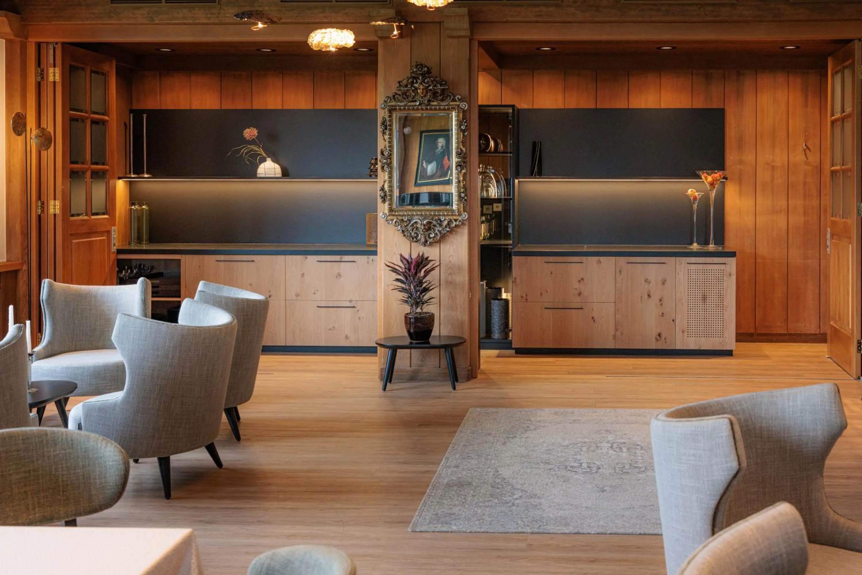 Seating area in Royal Hotel Hinterhuber