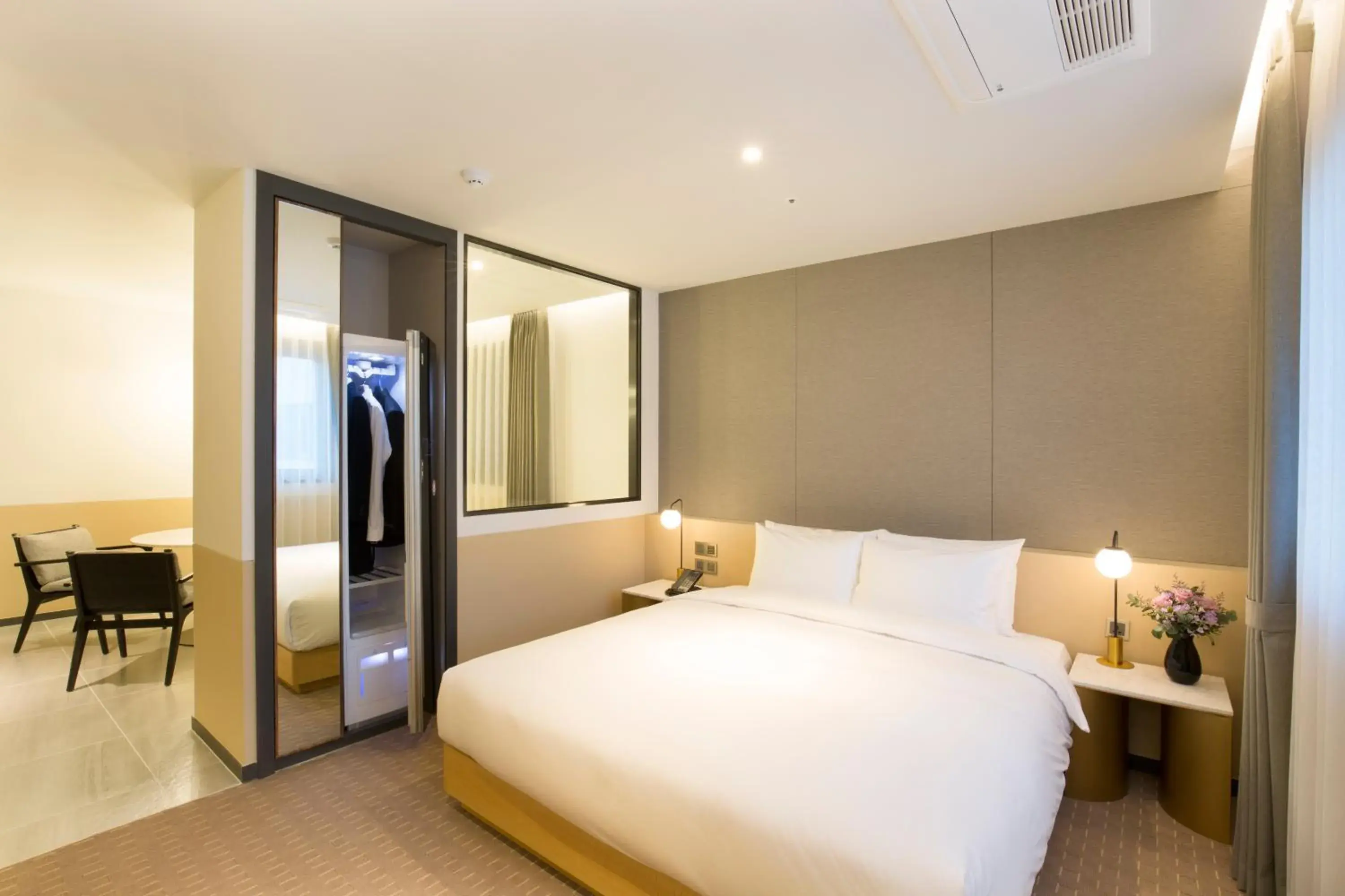 Suite in Nampo Hound Hotel Premier Suite in Nampo Hound Hotel Premier