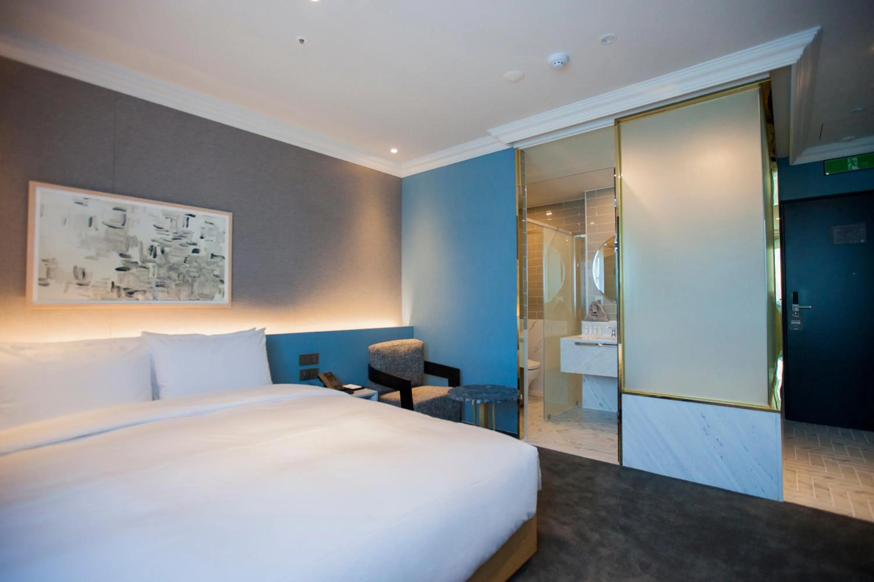 Bed in Nampo Hound Hotel Premier