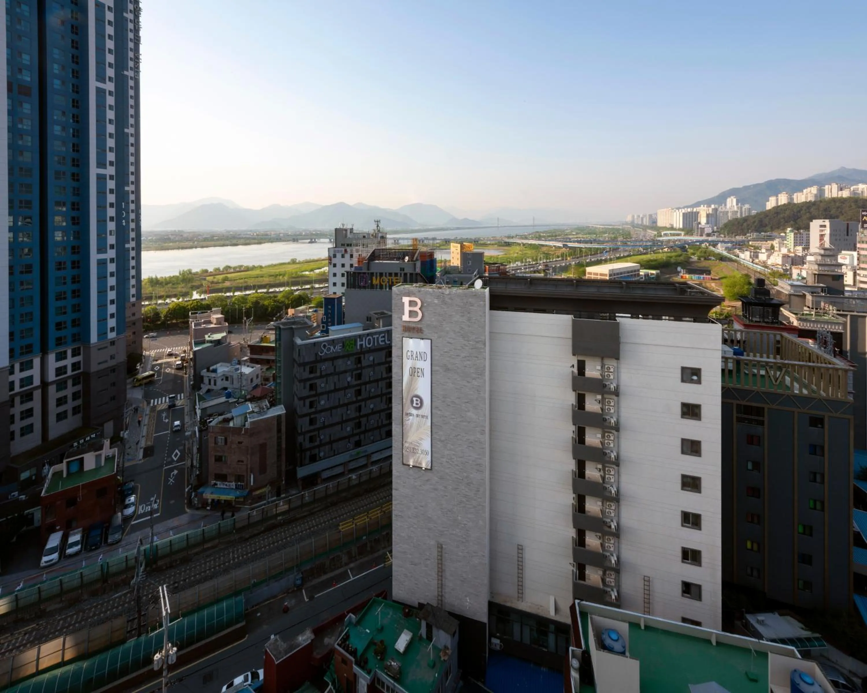 City view in Brown-Dot Hotel Gupo