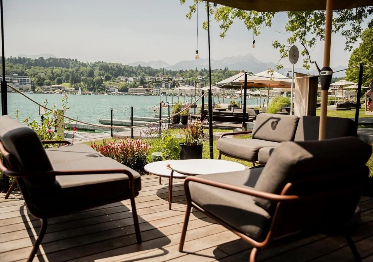 Restaurant/places to eat in Villa Bulfon