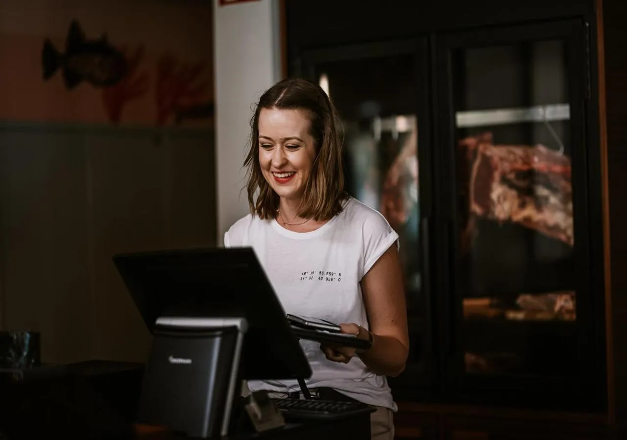 Restaurant/places to eat in Villa Bulfon