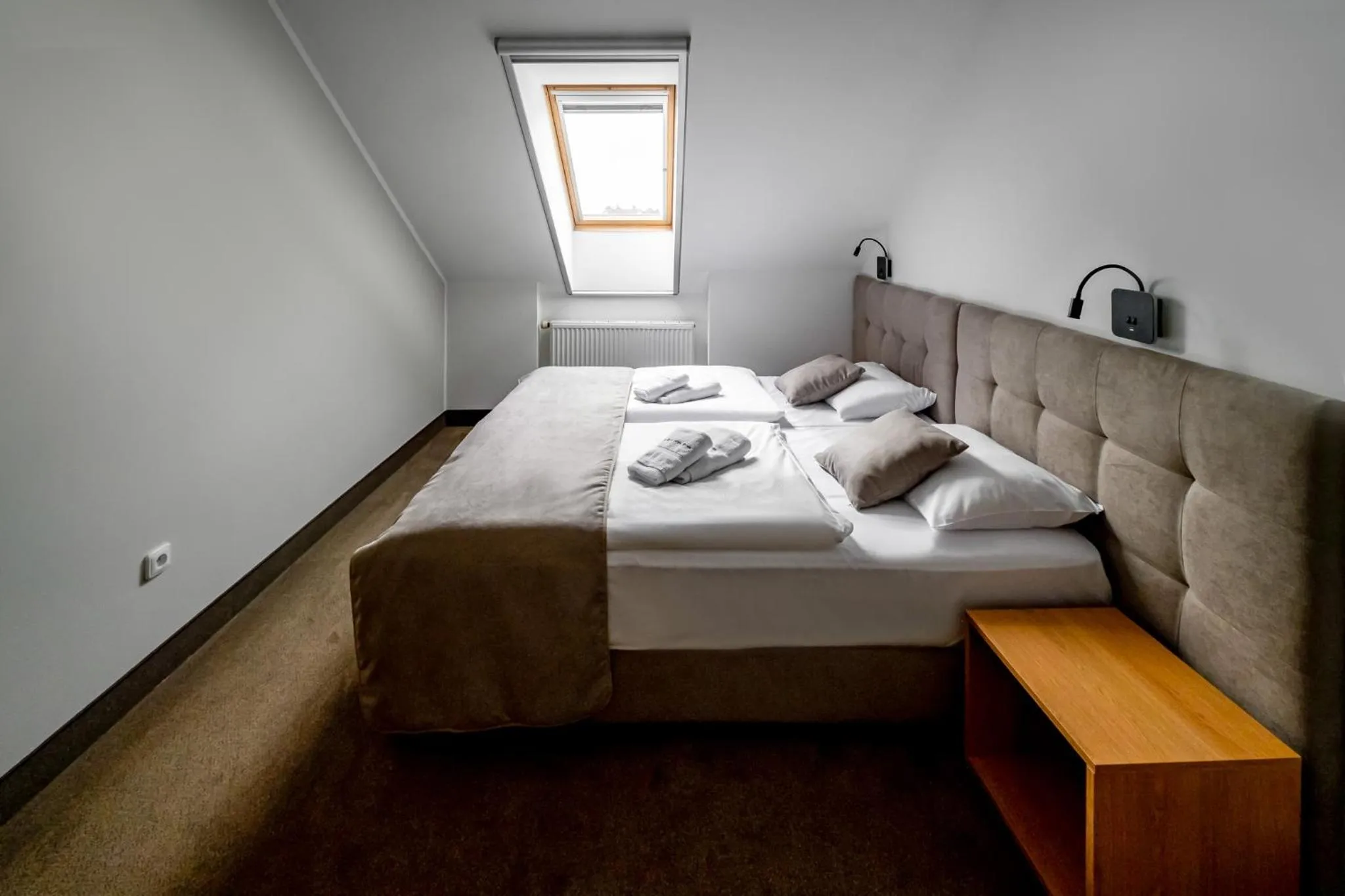 Bed in Relax Hotel Stork