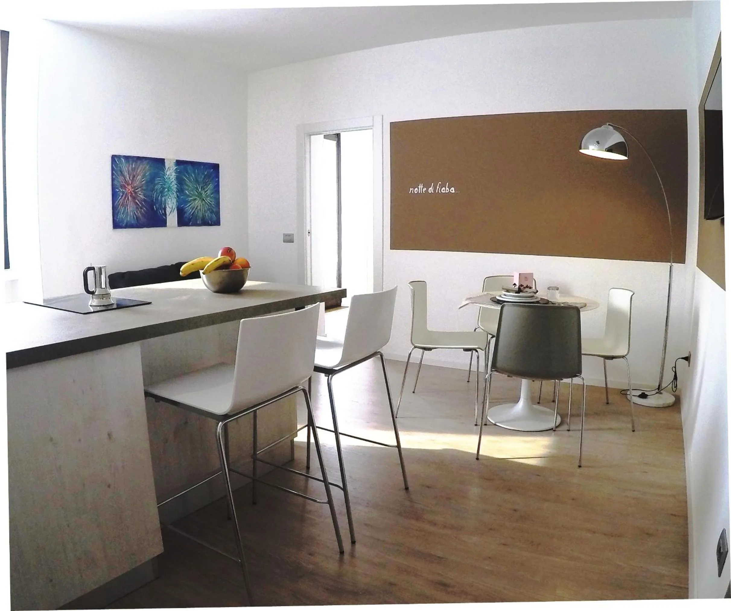 Kitchen or kitchenette in Sembenini Palace