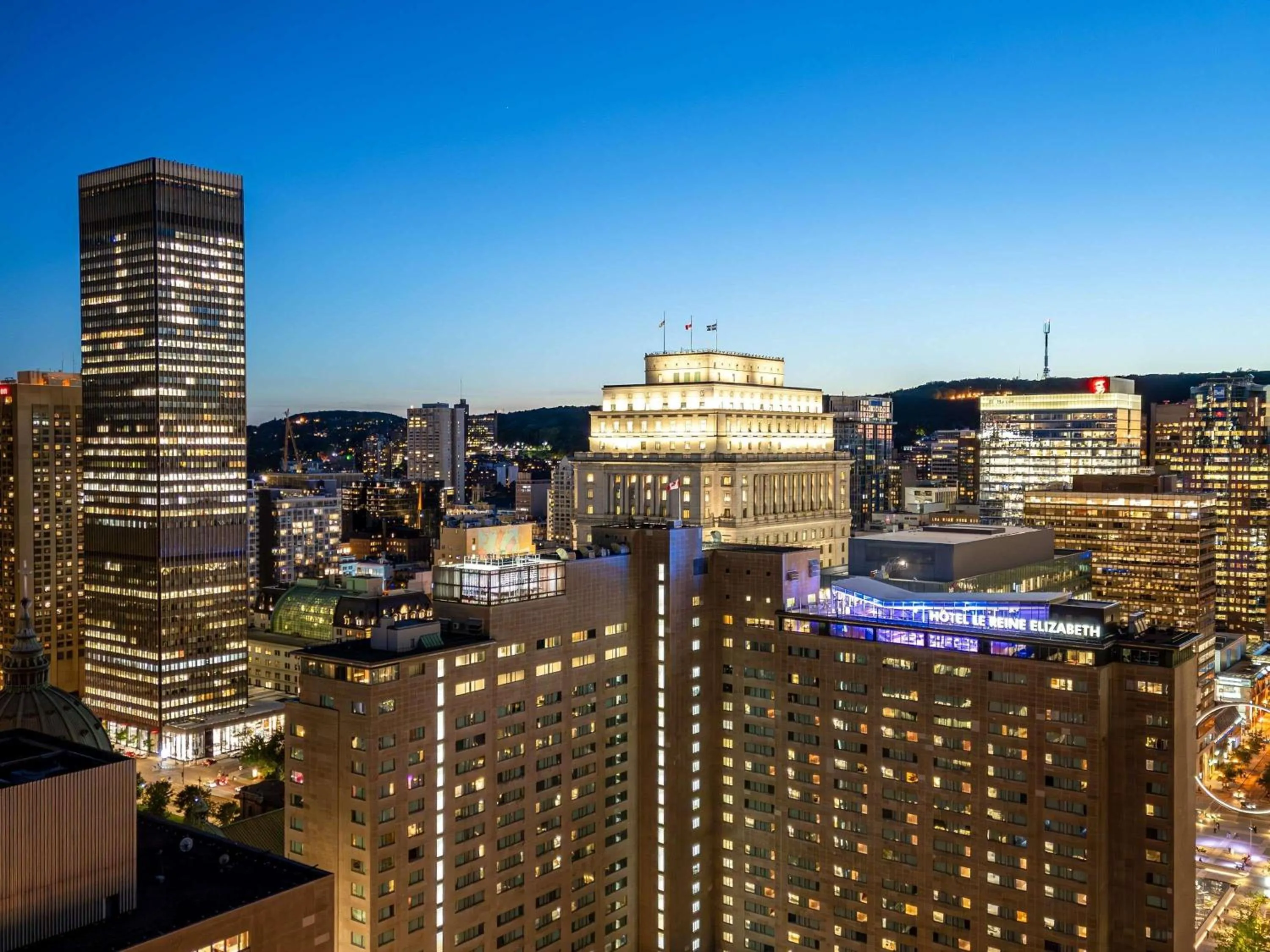 Property building in Fairmont The Queen Elizabeth