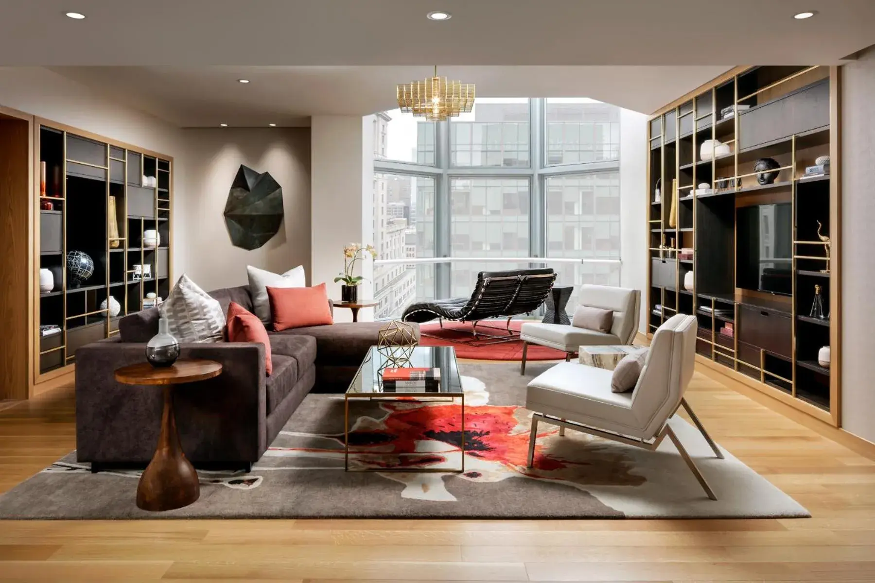 Royale Ville Marie King Suite with Gold Lounge in Fairmont The Queen Elizabeth Royale Ville Marie King Suite with Gold Lounge in Fairmont The Queen Elizabeth