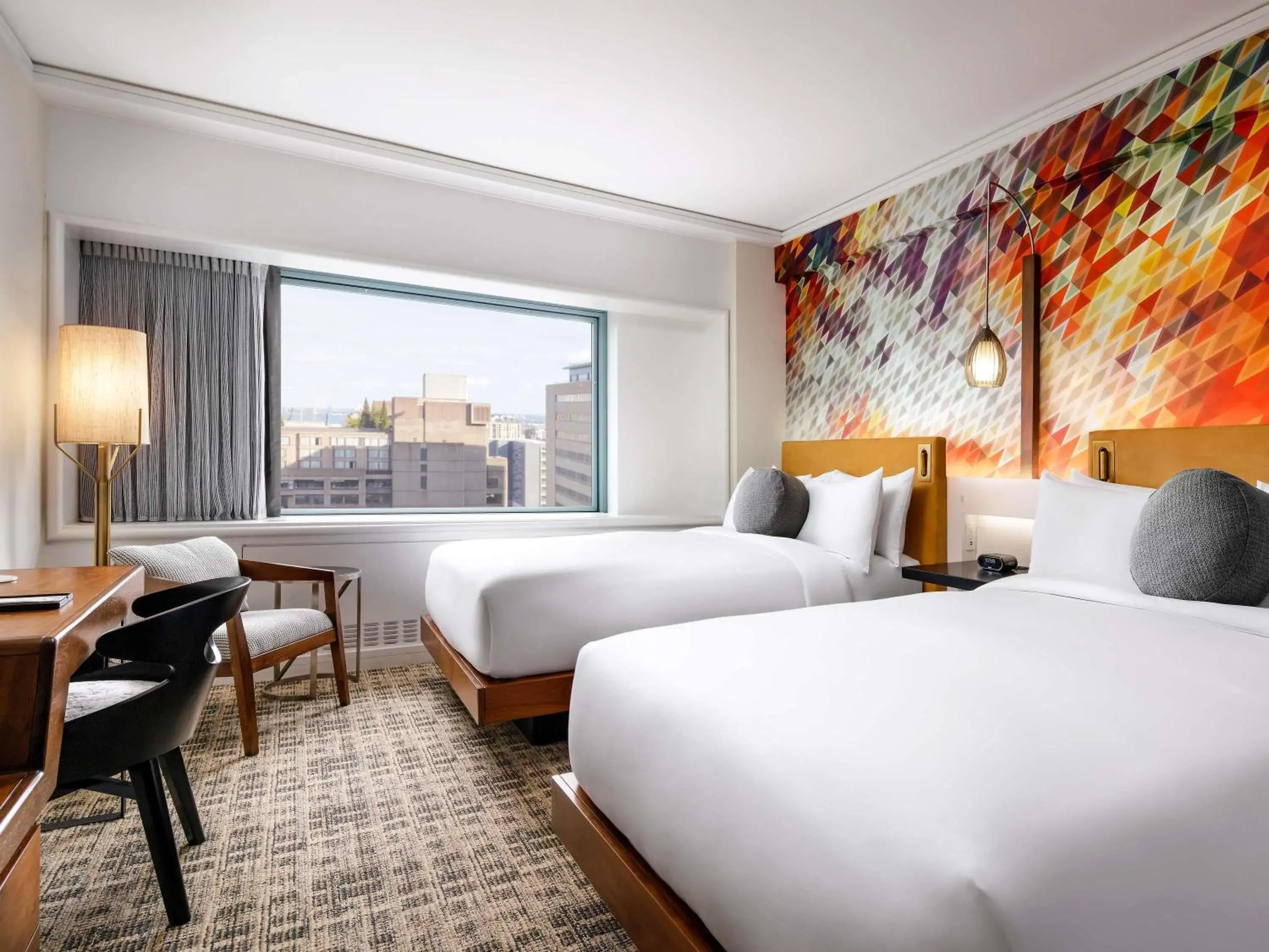 Double Room with Two Double Beds in Fairmont The Queen Elizabeth Double Room with Two Double Beds in Fairmont The Queen Elizabeth