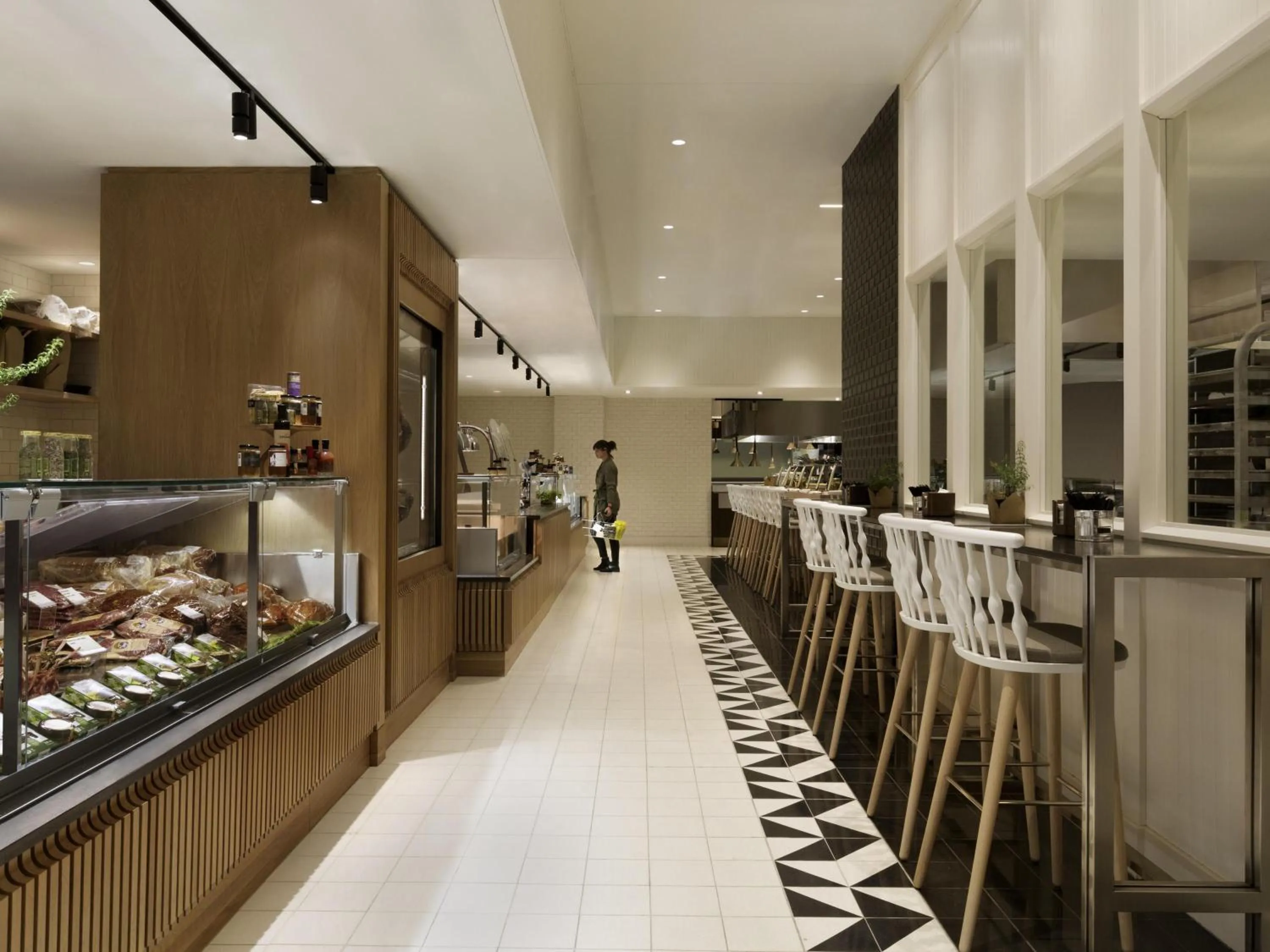 Restaurant/places to eat in Fairmont The Queen Elizabeth