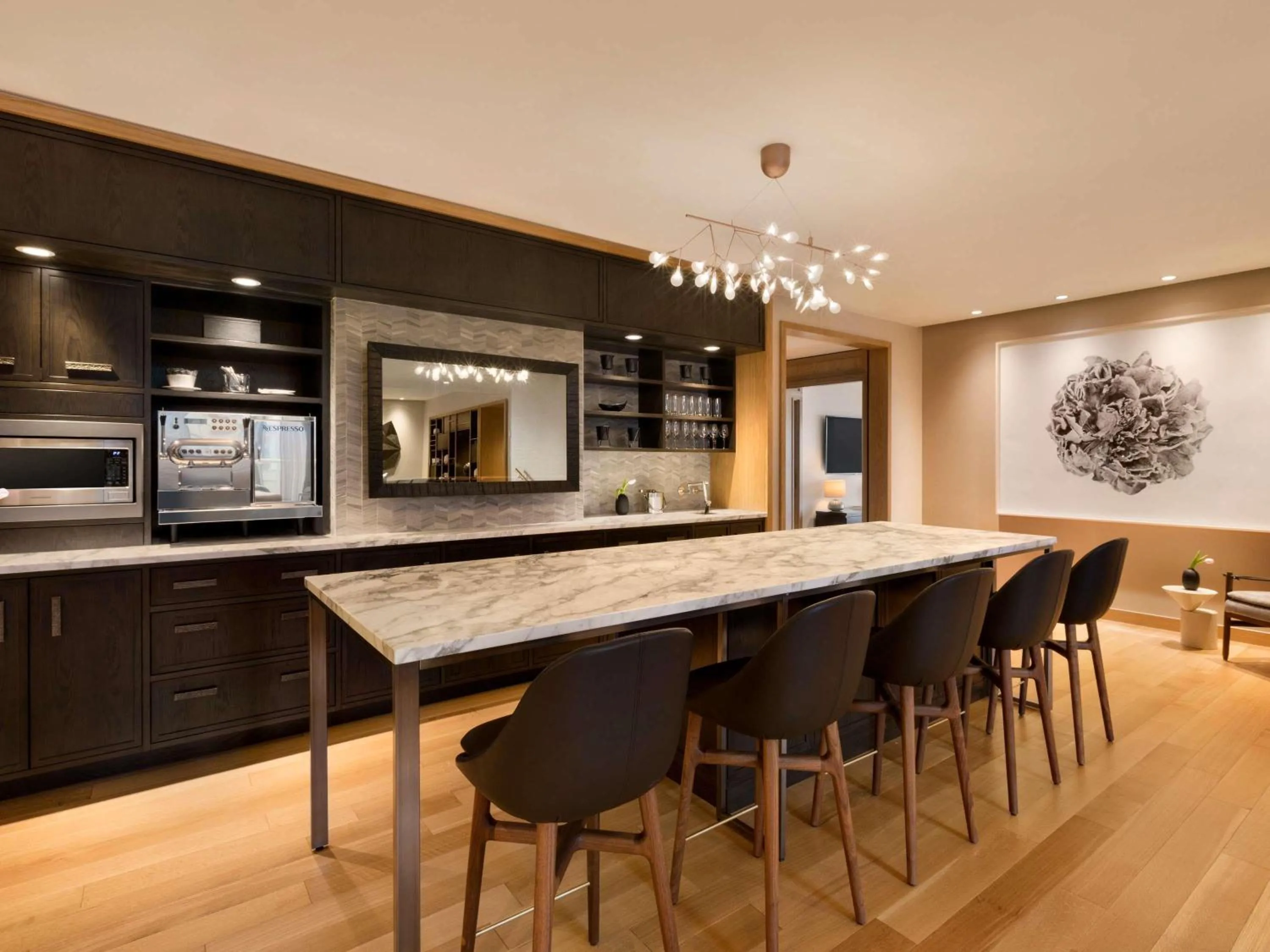 Bedroom in Fairmont The Queen Elizabeth